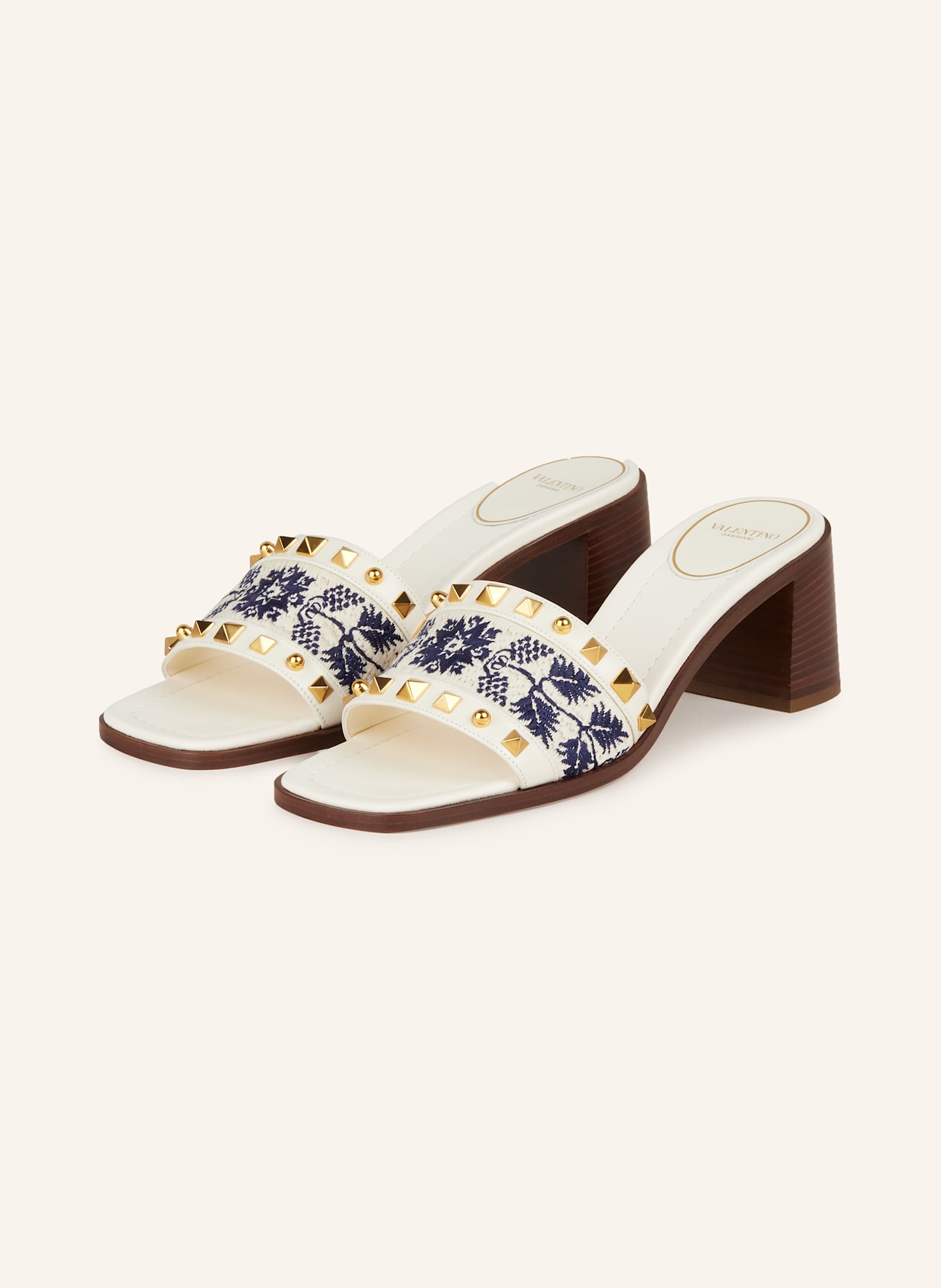 VALENTINO GARAVANI Mules mit Nieten: WEISS/ BEIGE/ DUNKELBLAU