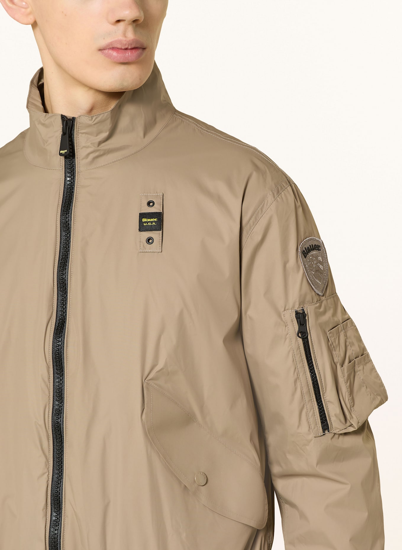 Blauer Blouson BADGER: BEIGE