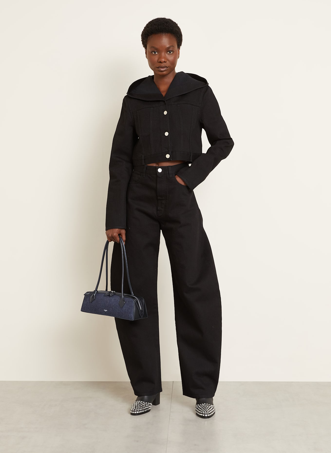 ALAÏA Schultertasche LE TECKEL, Farbe: DUNKELBLAU (Bild 5)