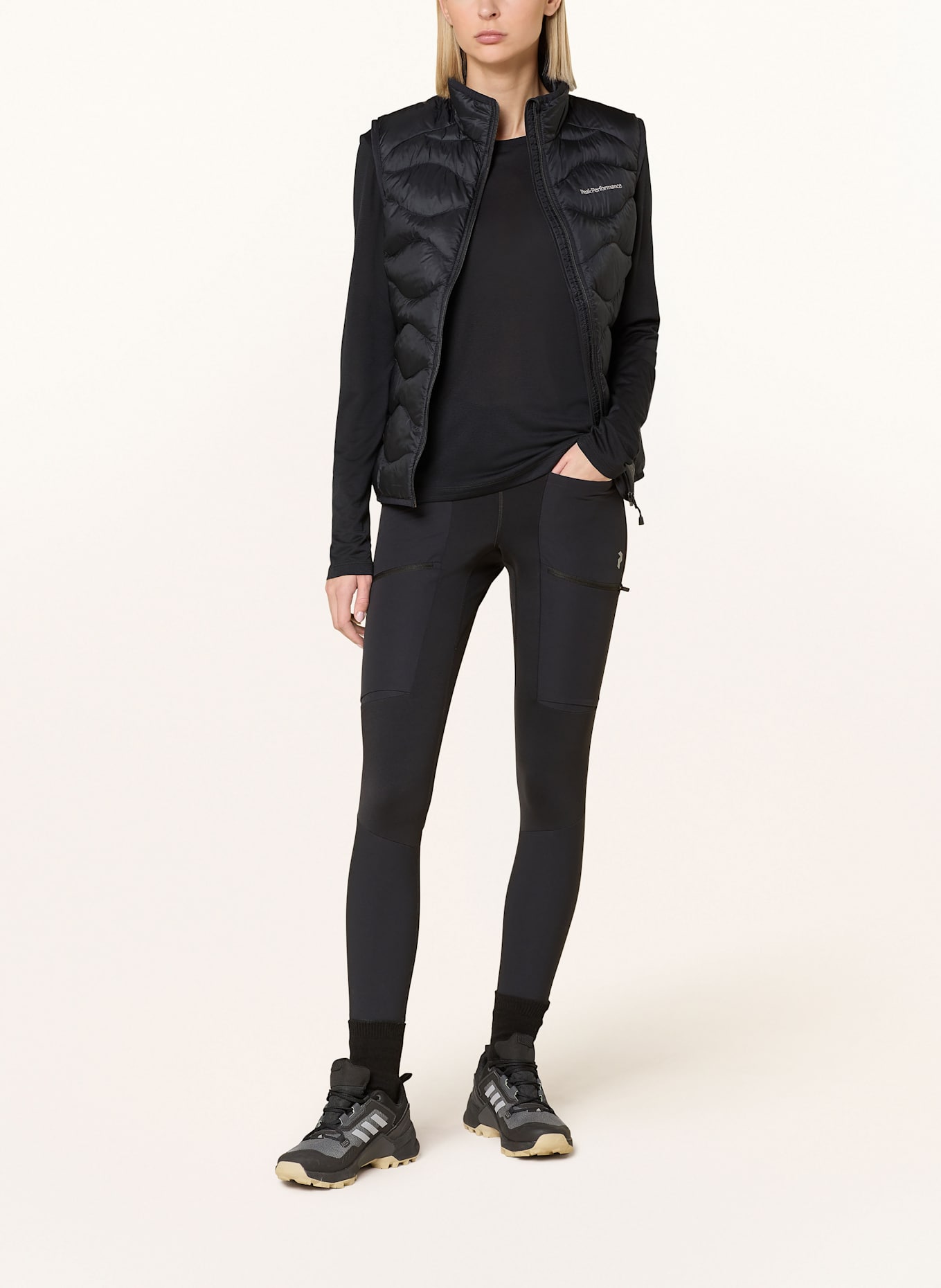 Peak Performance Longsleeve POLARTEC® DELTA™: SCHWARZ