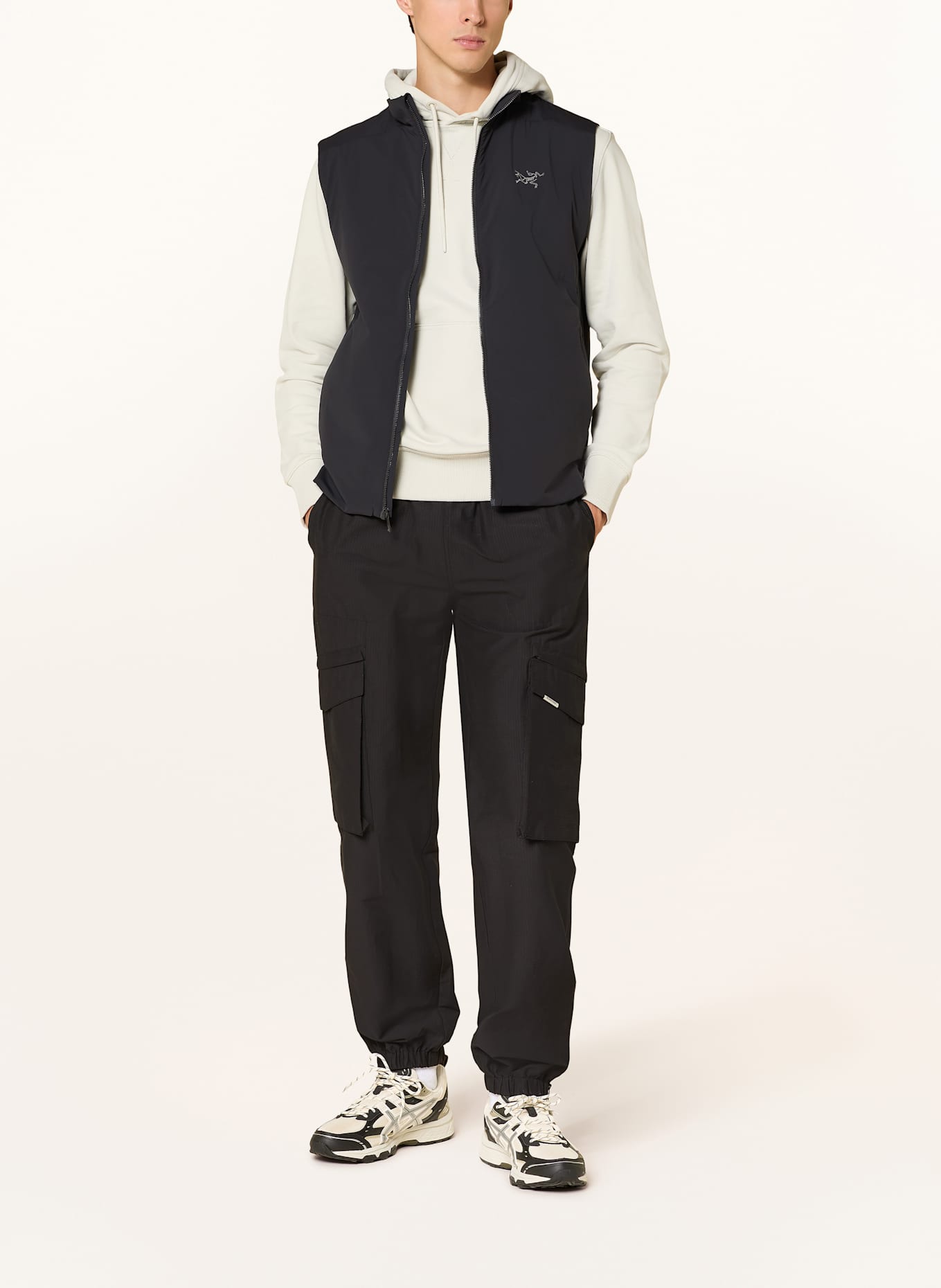 ARC'TERYX Funktionsweste ATOM: SCHWARZ