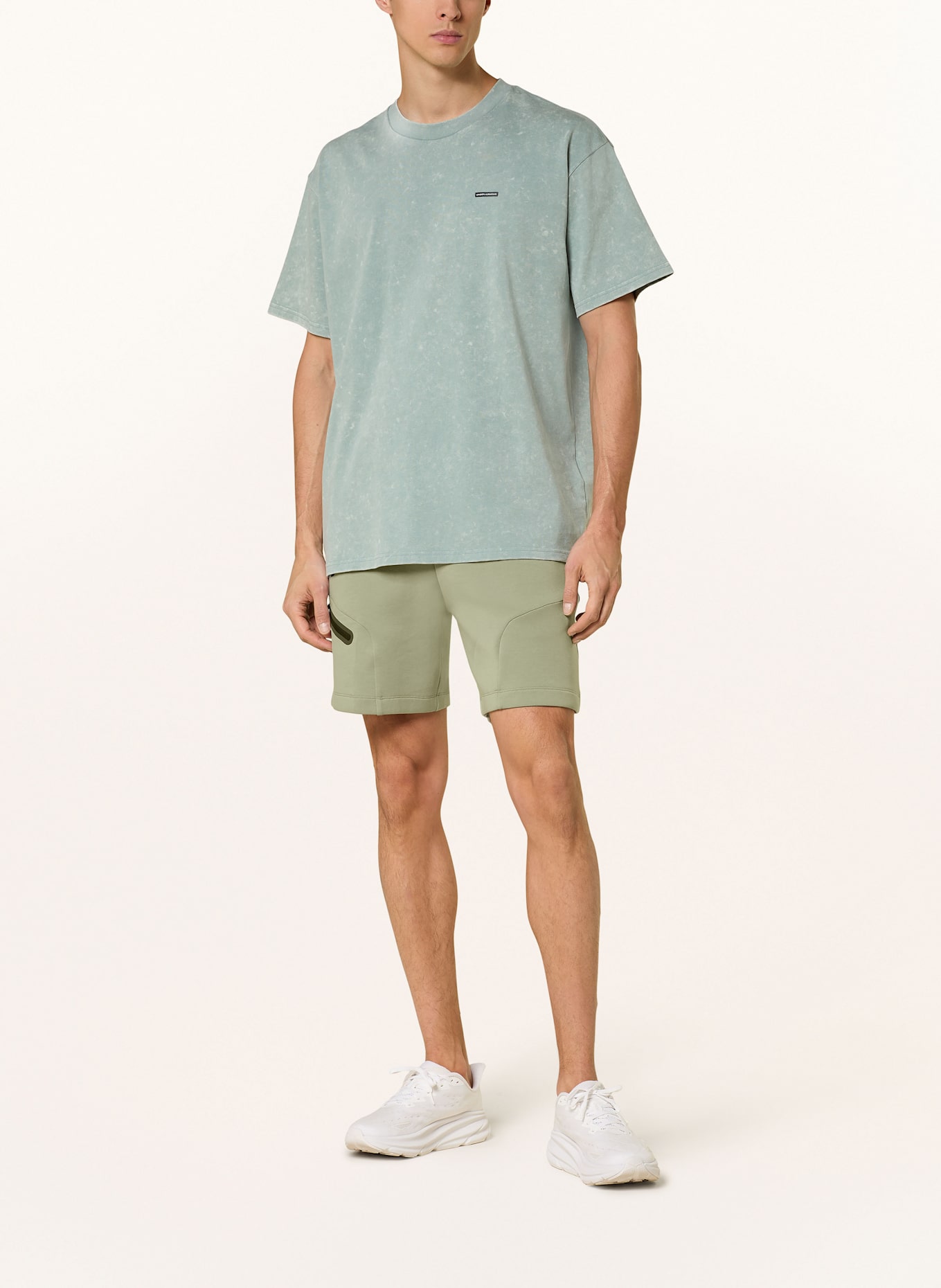 UNDER ARMOUR Szorty dresowe UA UNSTOPABLE: JASNOZIELONY