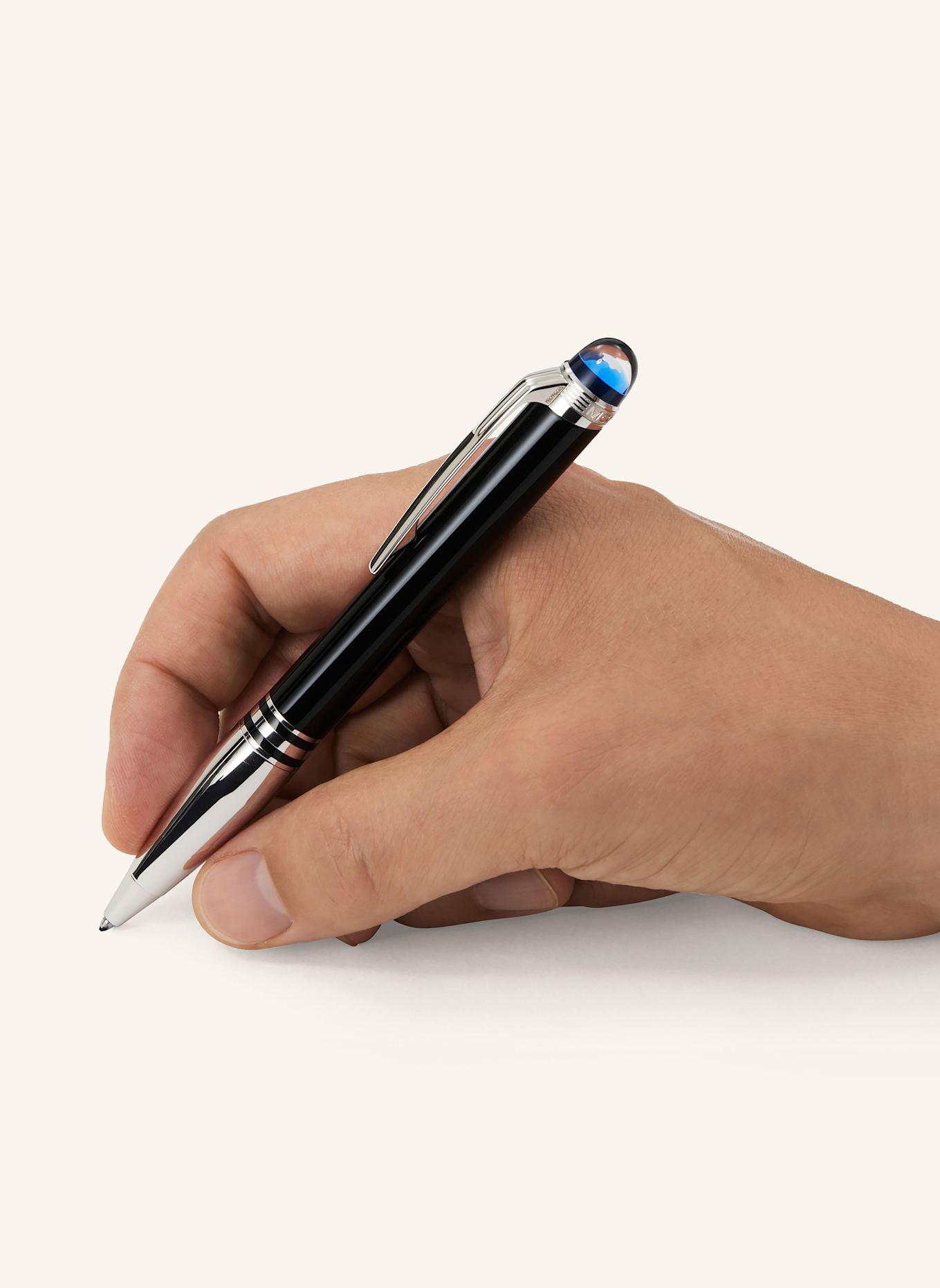 MONTBLANC Drehkugelschreiber STARWALKER DOUÉ: SCHWARZ / SILBER