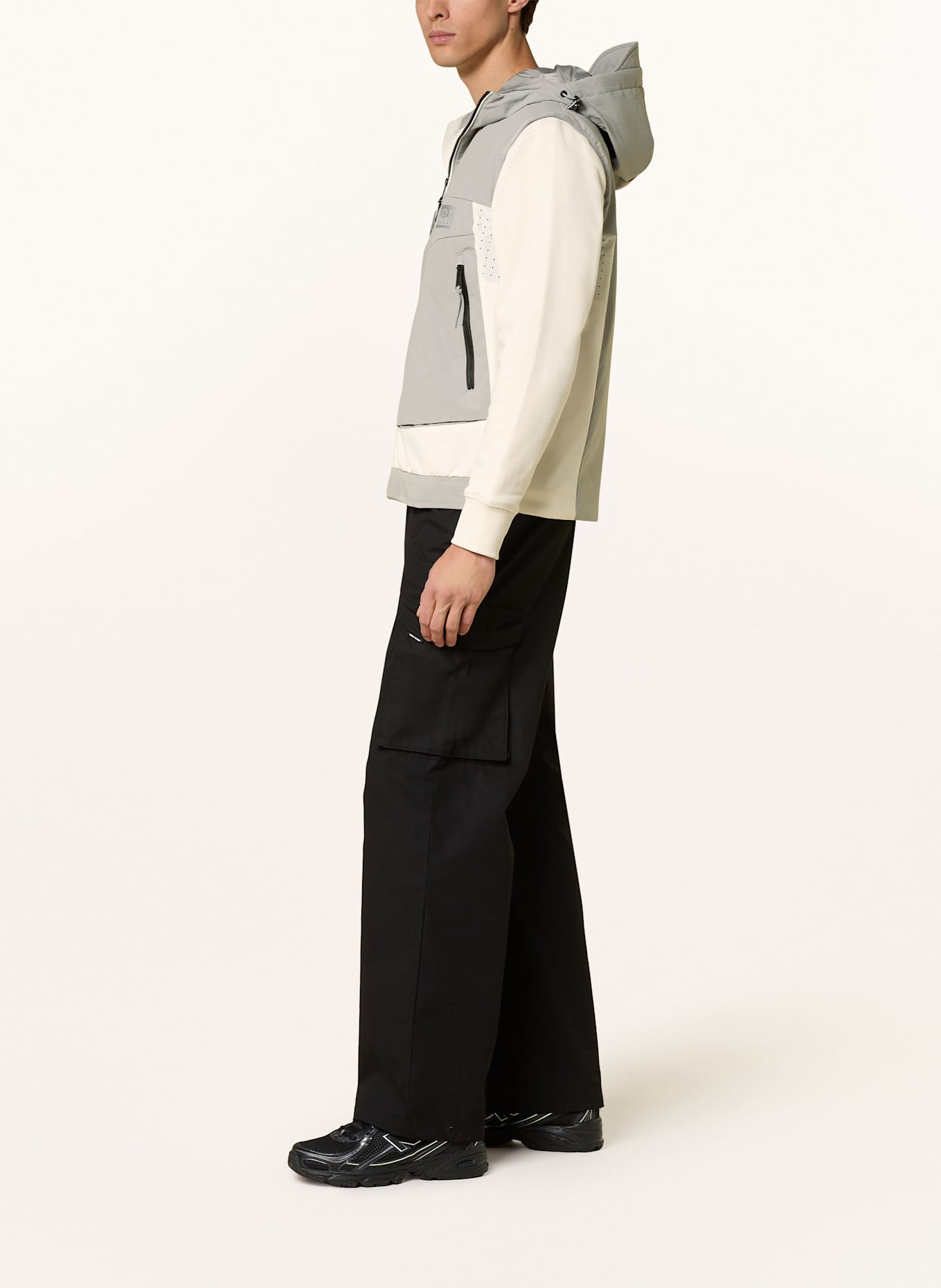 NAPAPIJRI CLAY functional vest: LIGHT GRAY/ WHITE