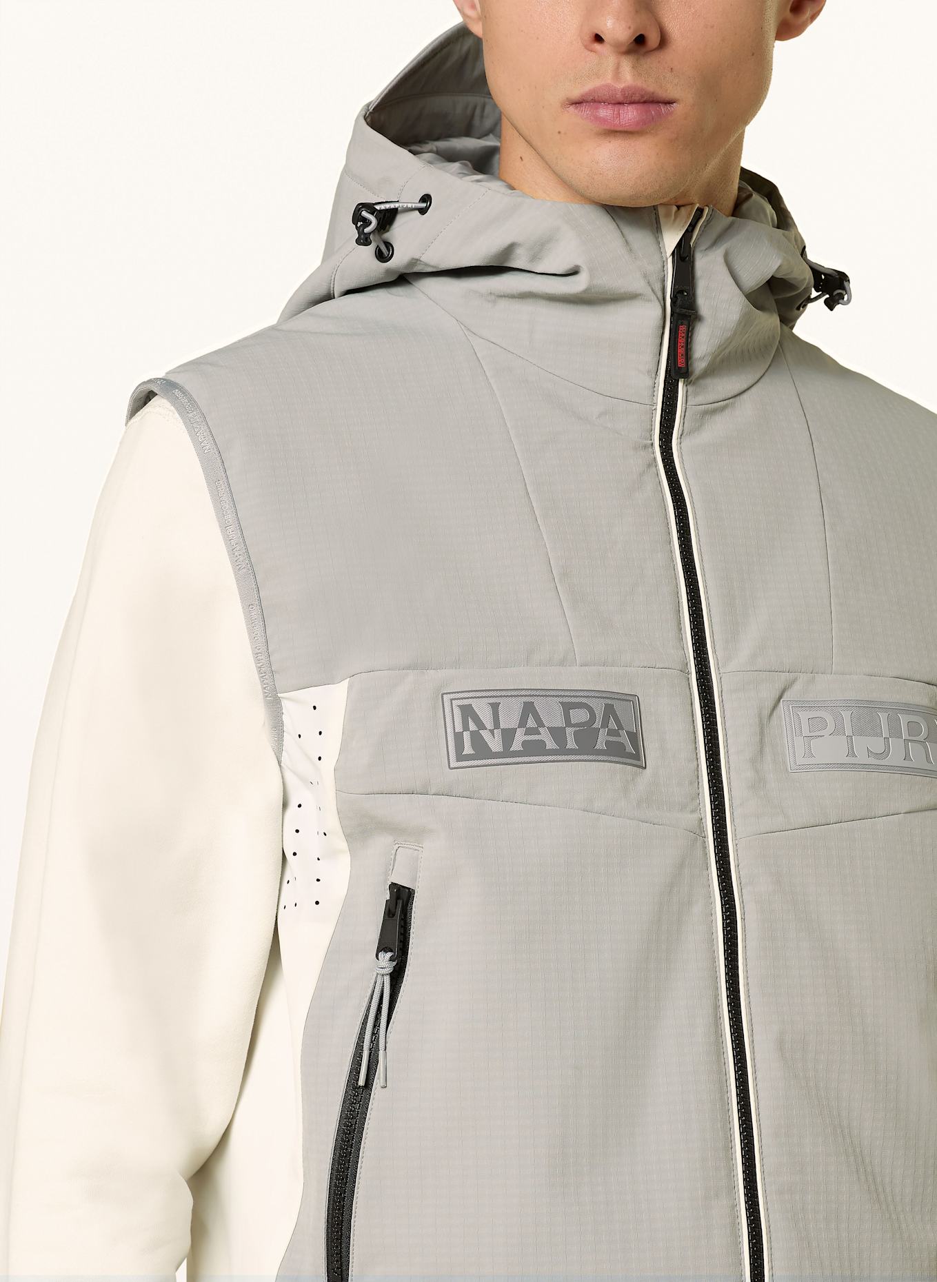 NAPAPIJRI CLAY functional vest: LIGHT GRAY/ WHITE