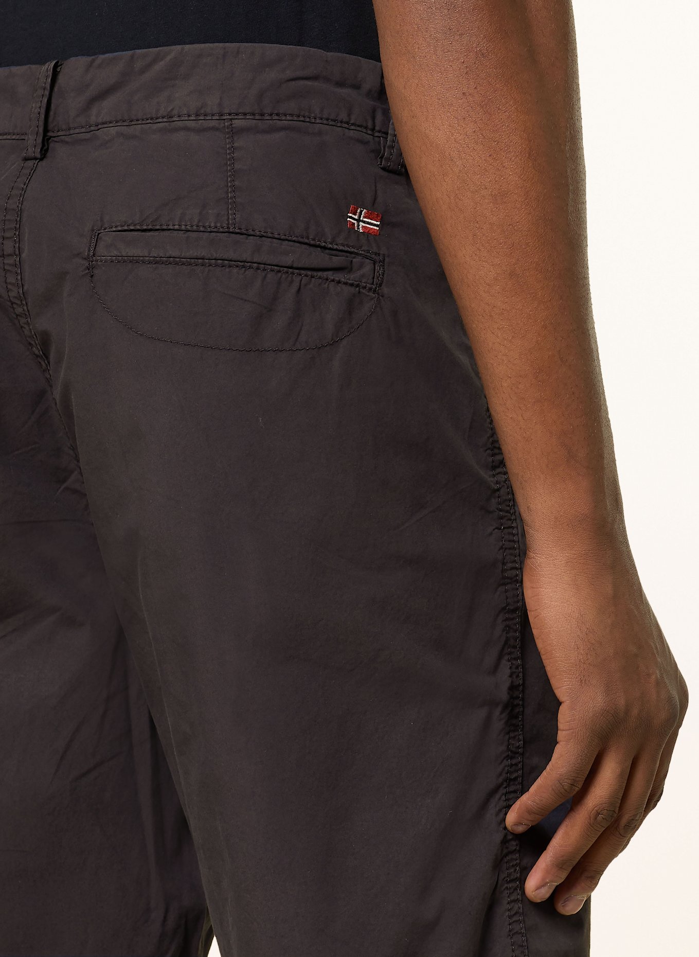 NAPAPIJRI Shorts NAKURU Extra Slim Fit: DARK BLUE