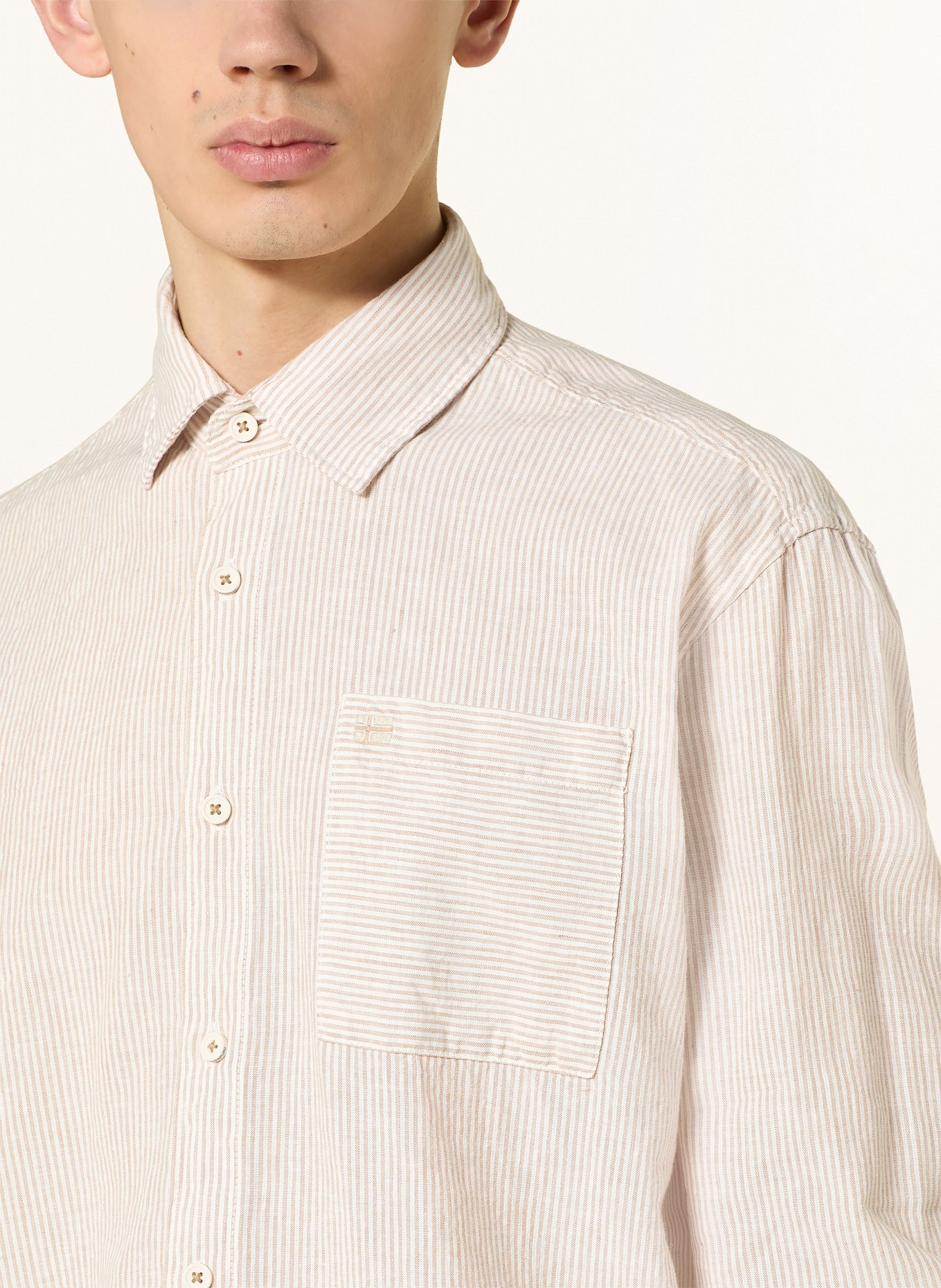 NAPAPIJRI BROLIO Comfort Fit shirt Character with linen: BROWN/ WHITE