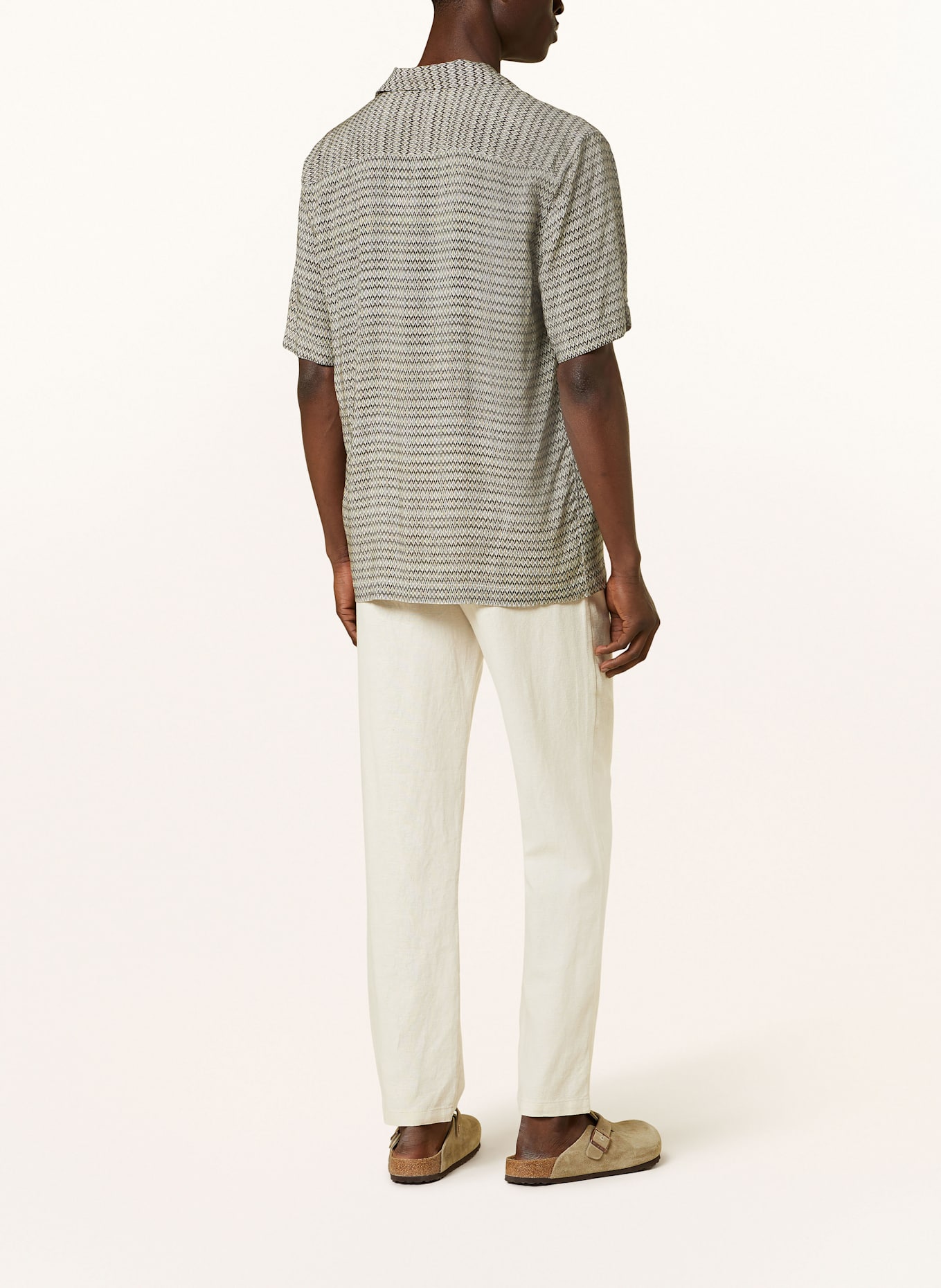 LES DEUX Chinosy PATRICK loose fit z lnu: KREMOWY