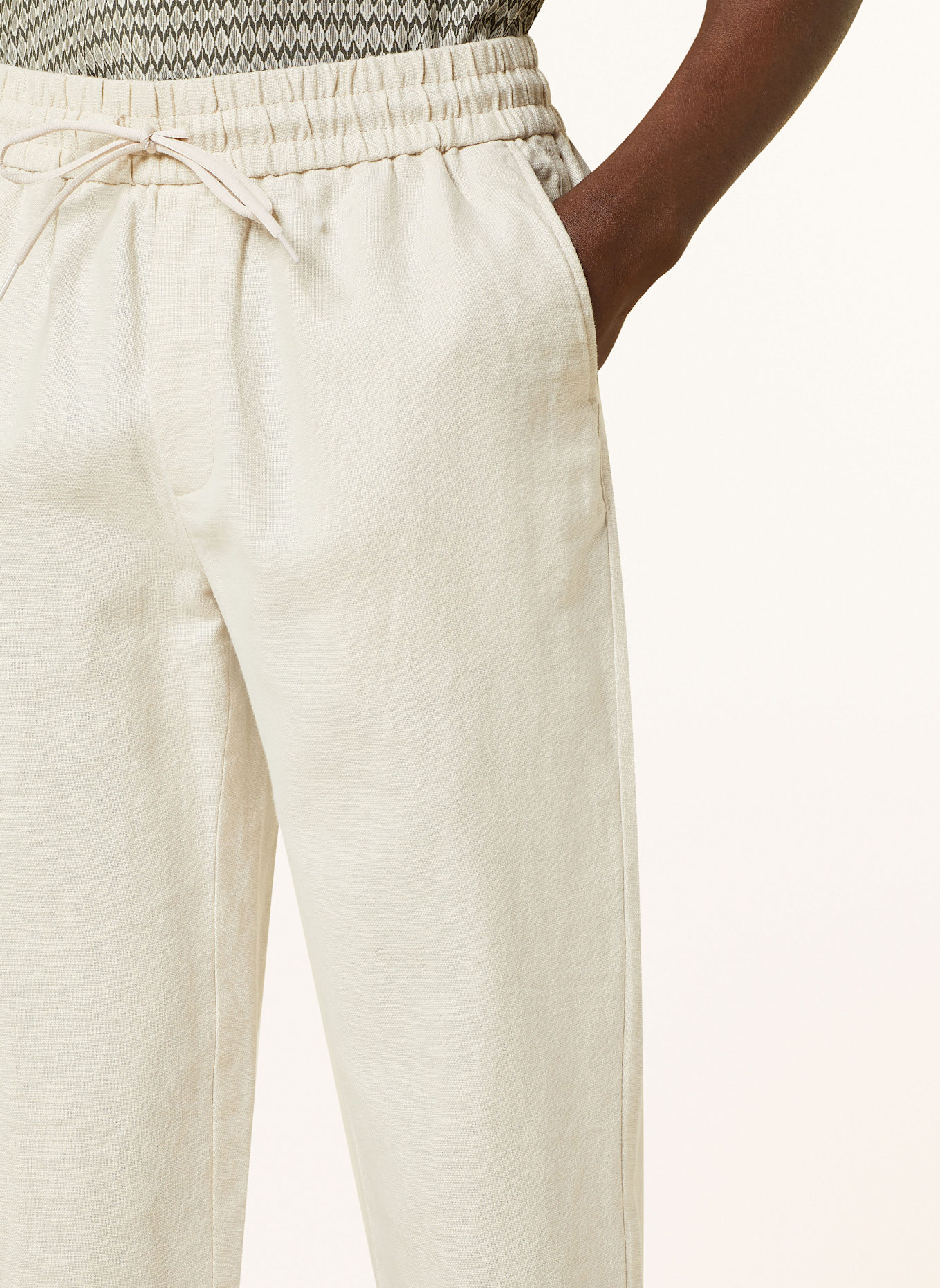 LES DEUX Chinosy PATRICK loose fit z lnu: KREMOWY