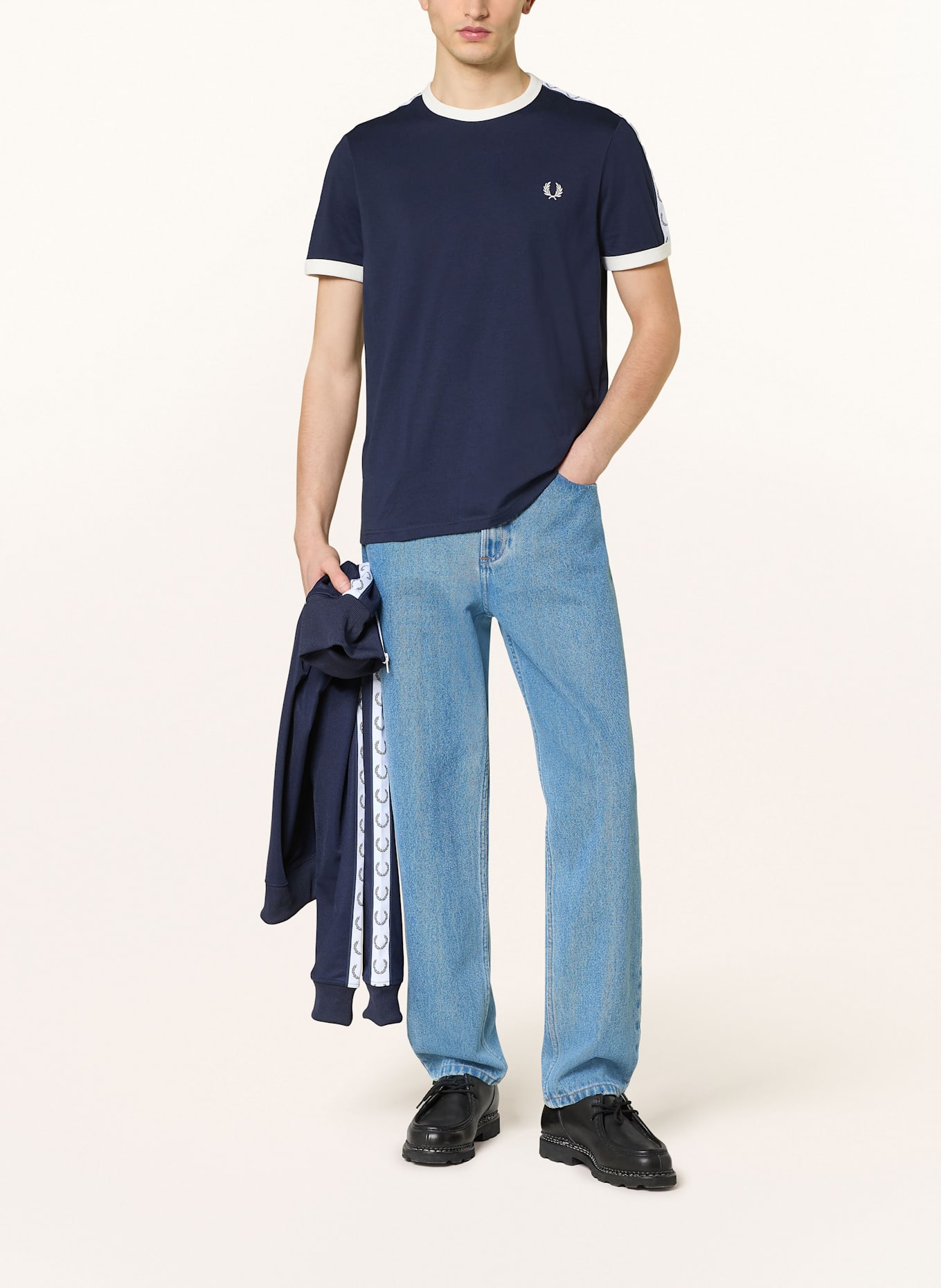 FRED PERRY T-Shirt: DUNKELBLAU