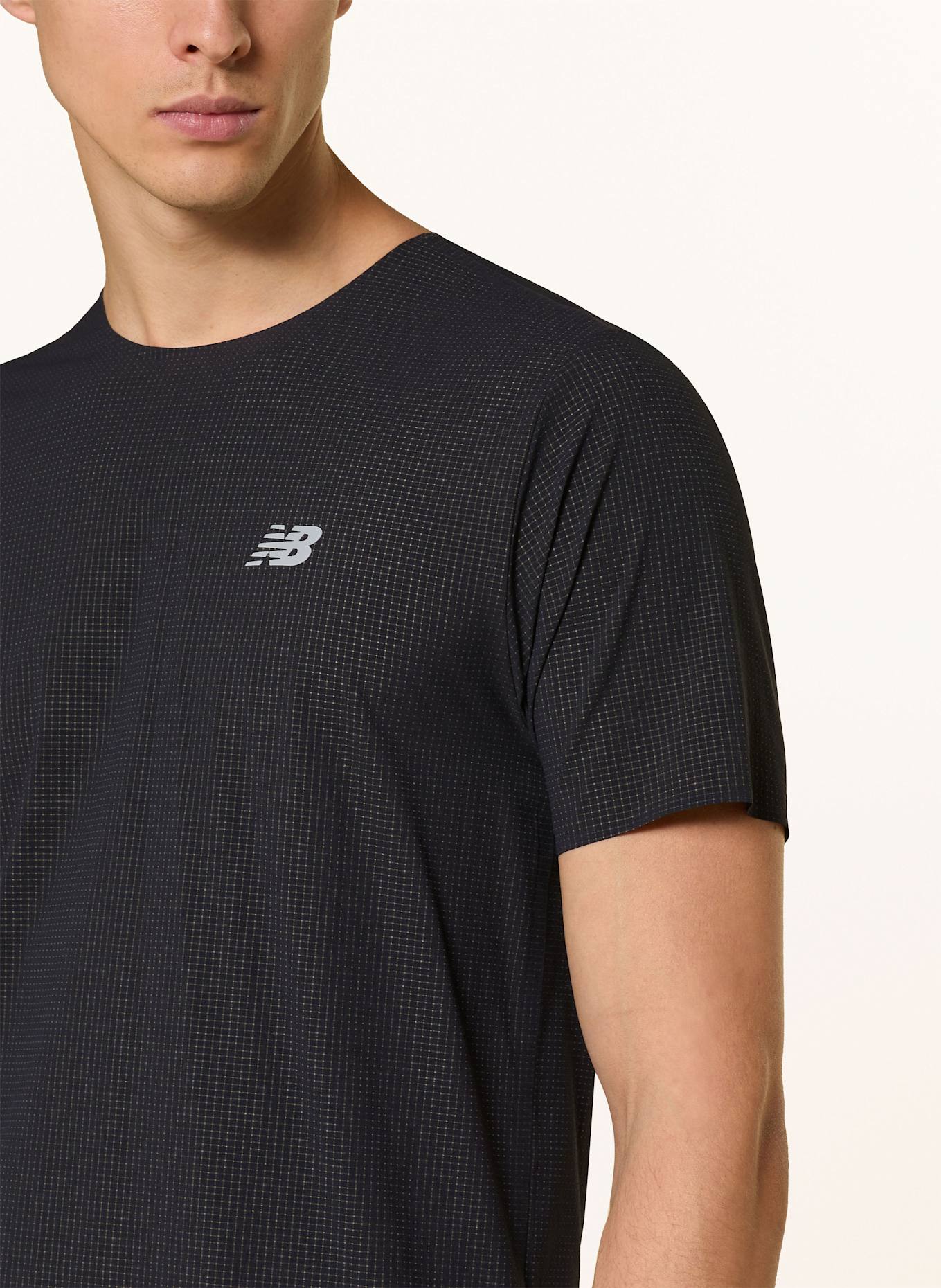 new balance Běžecké tričko RACE DAY: ČERNÁ