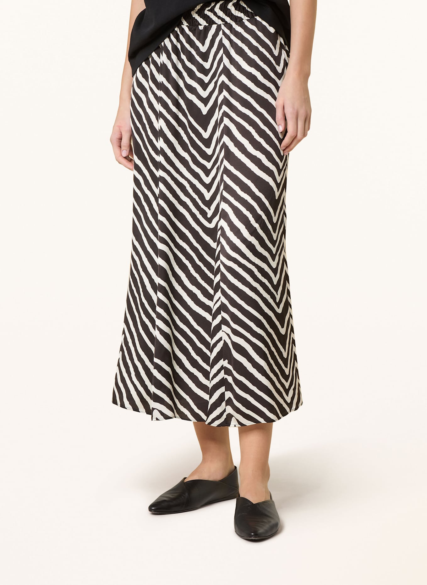 MARC AUREL Rock: SCHWARZ / WEISS