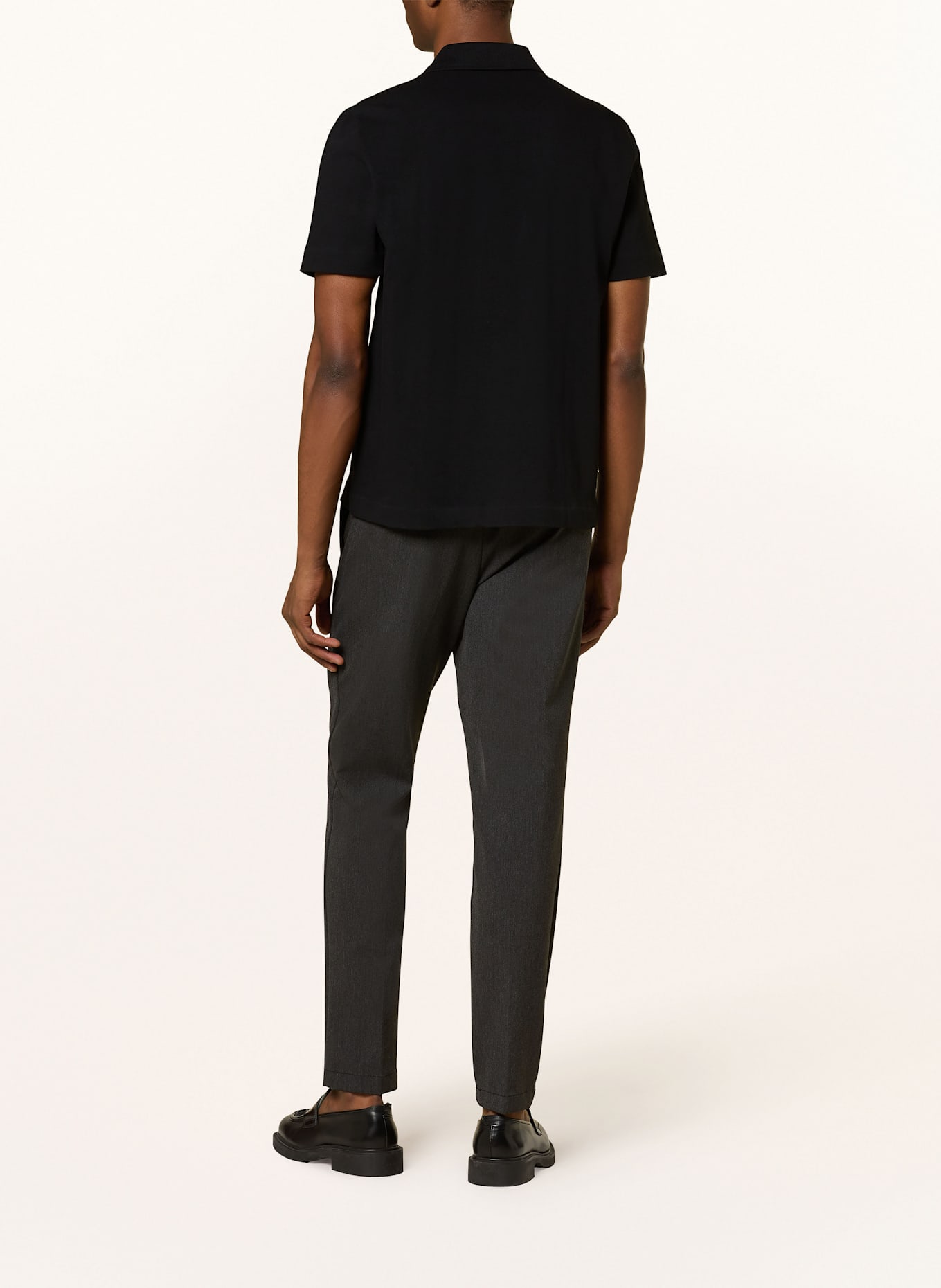 MAERZ MUENCHEN Kurzarm-Hemd Regular Fit aus Jersey: SCHWARZ