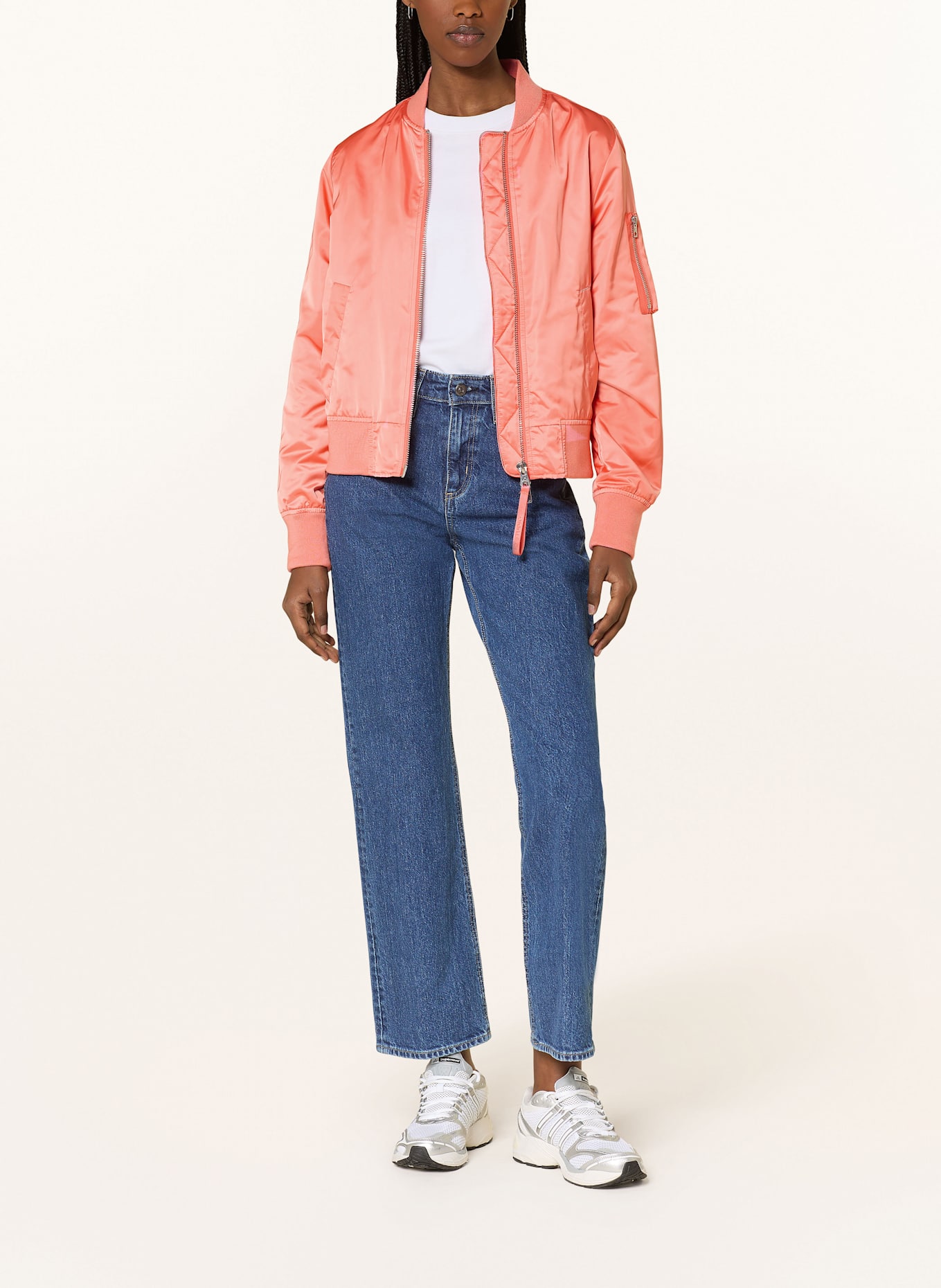 IQ STUDIO Blouson: HELLROT