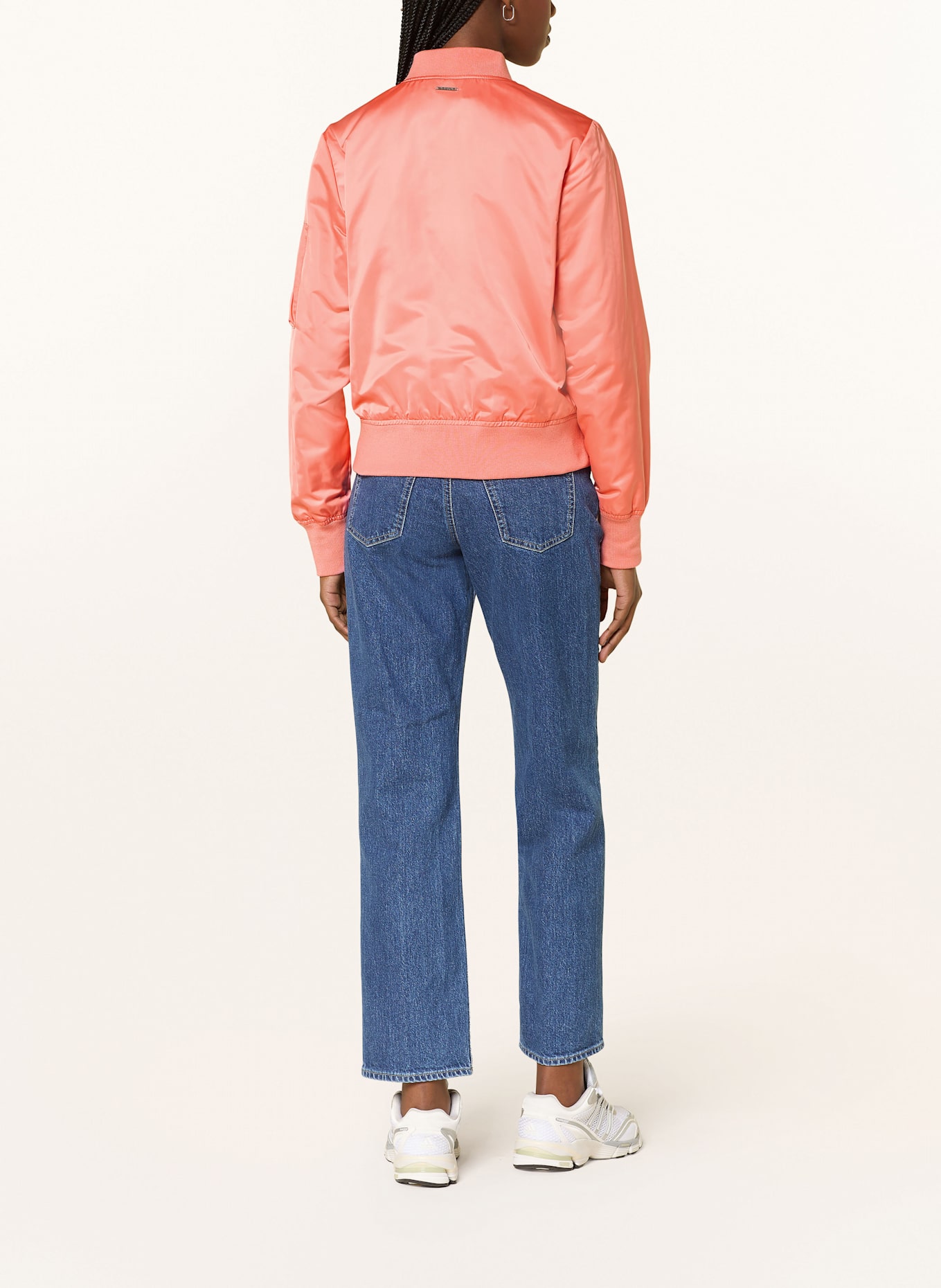 IQ STUDIO Blouson: HELLROT