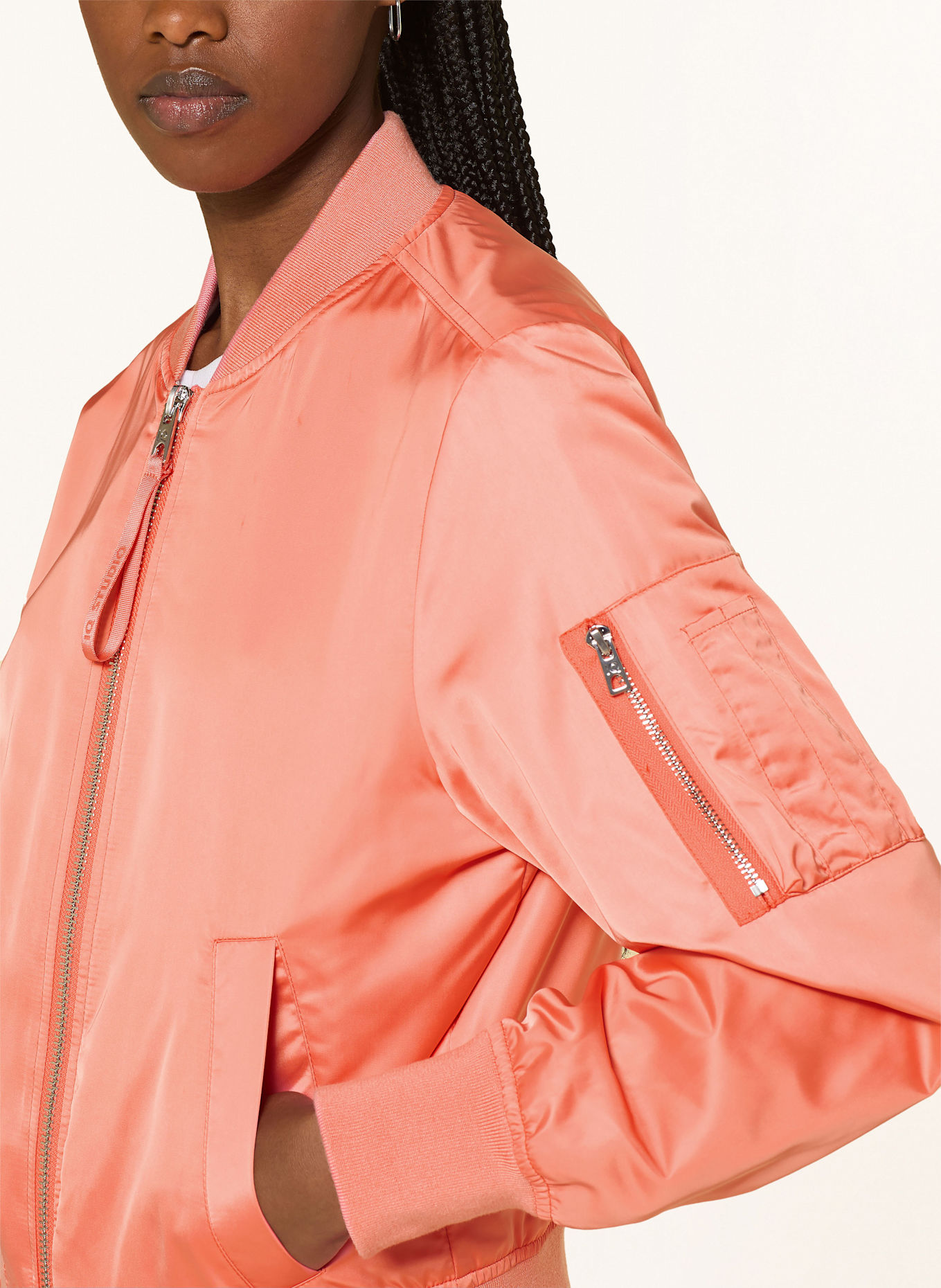 IQ STUDIO Blouson: HELLROT