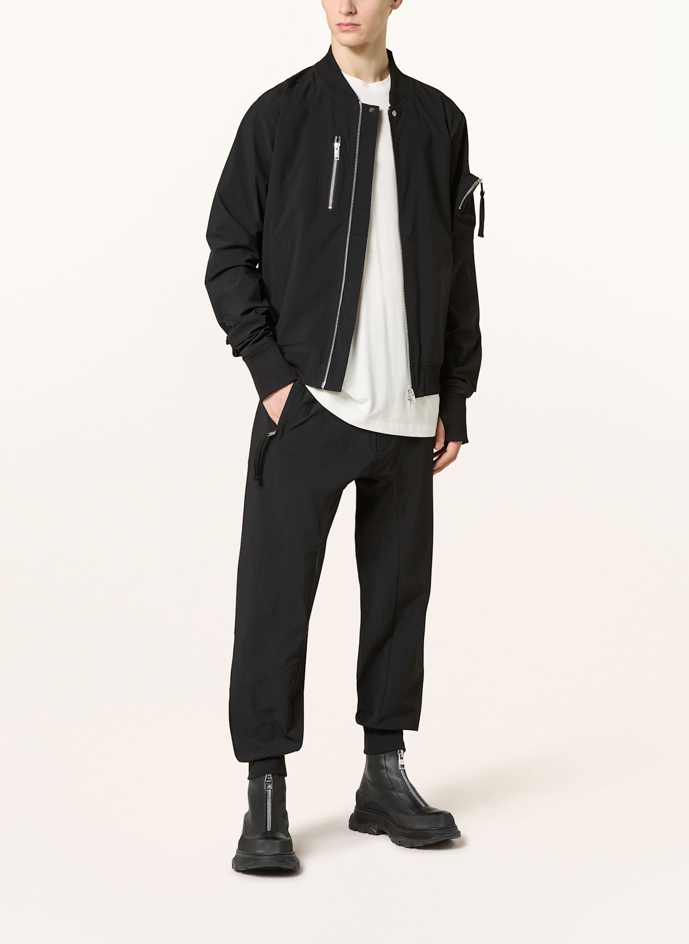 thom/krom Pants in jogger style: BLACK