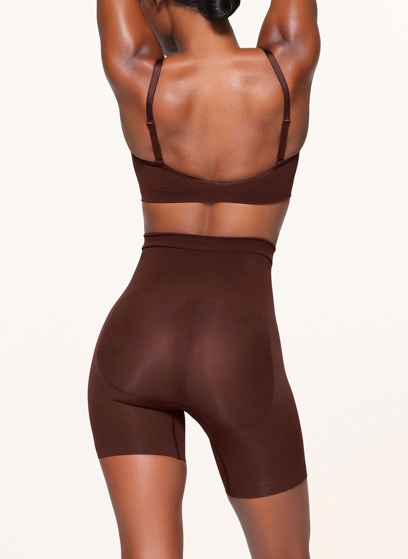 SKIMS Shape-Slip SEAMLESS SCULPT: COCOA