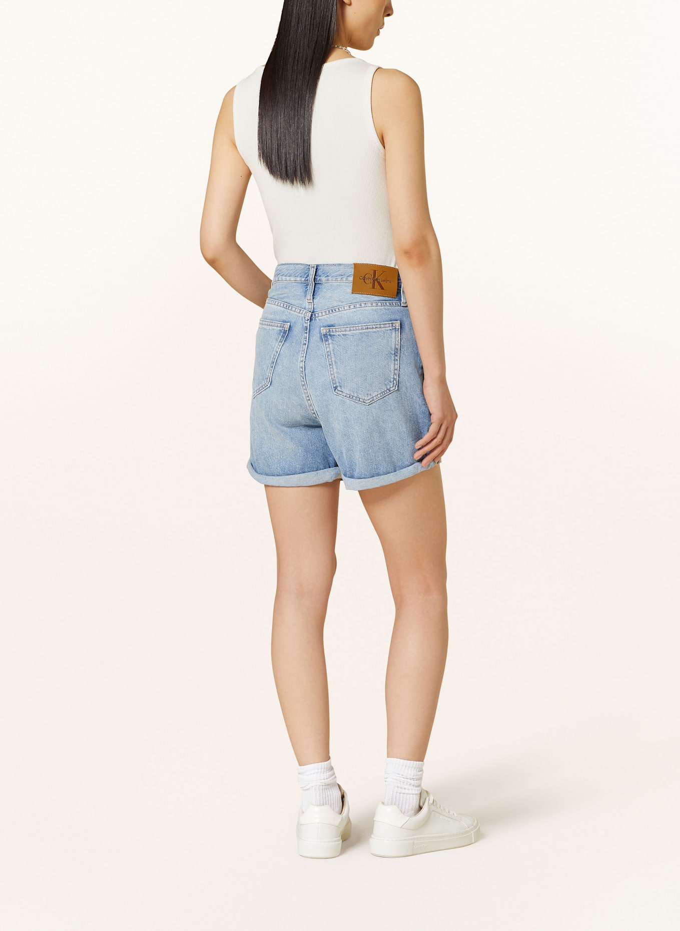 Розовая куртка calvin klein Denim shorts: 1buy calvin klein jeans front compartment backpack