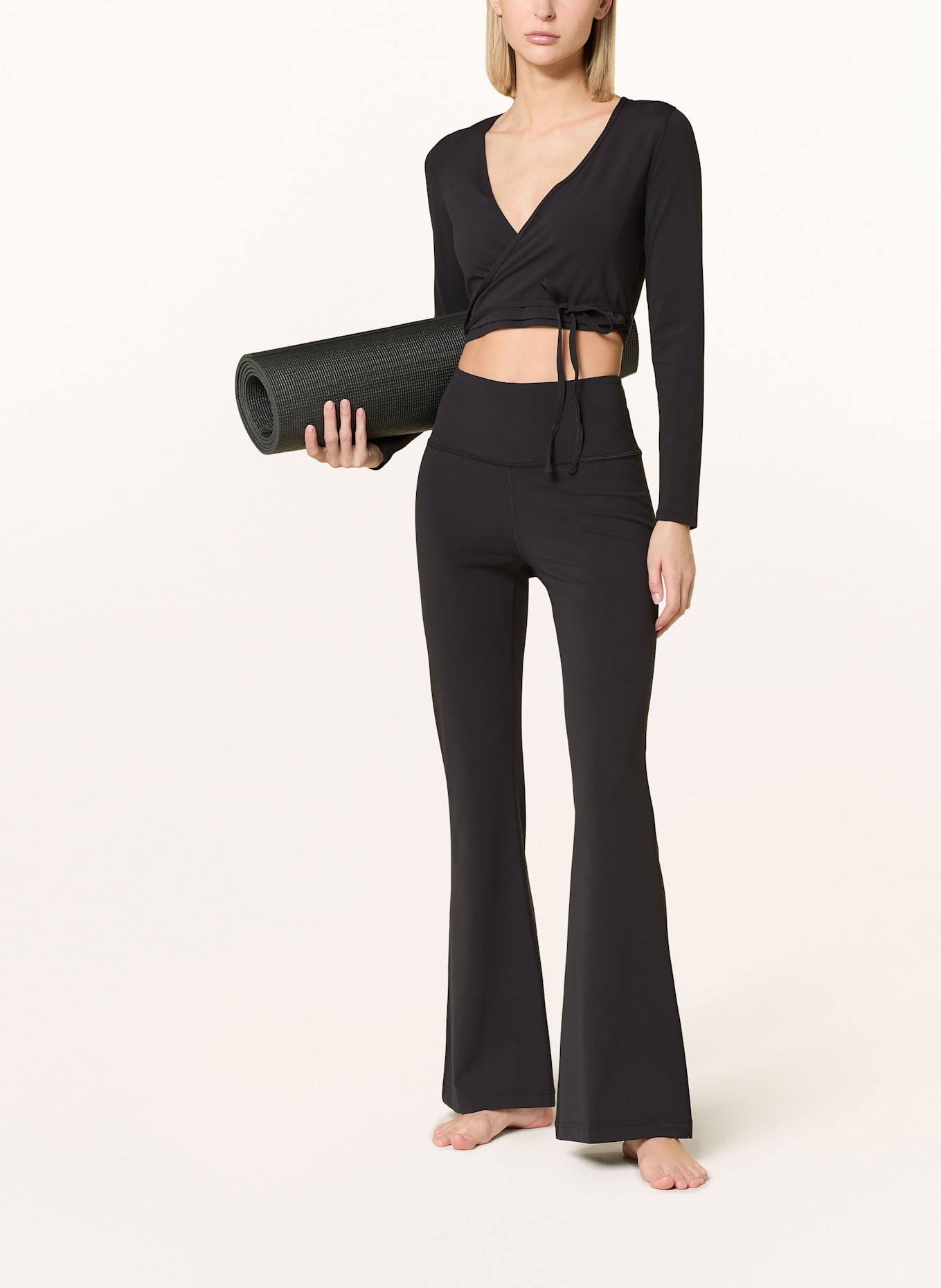 lululemon Wrap shirt NULU™ LONG-SLEEVE CROPPED WRAP in black