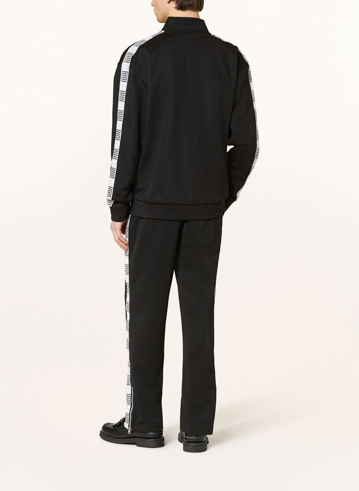 HUGO Sweatpants DEYAMI: BLACK / WHITE