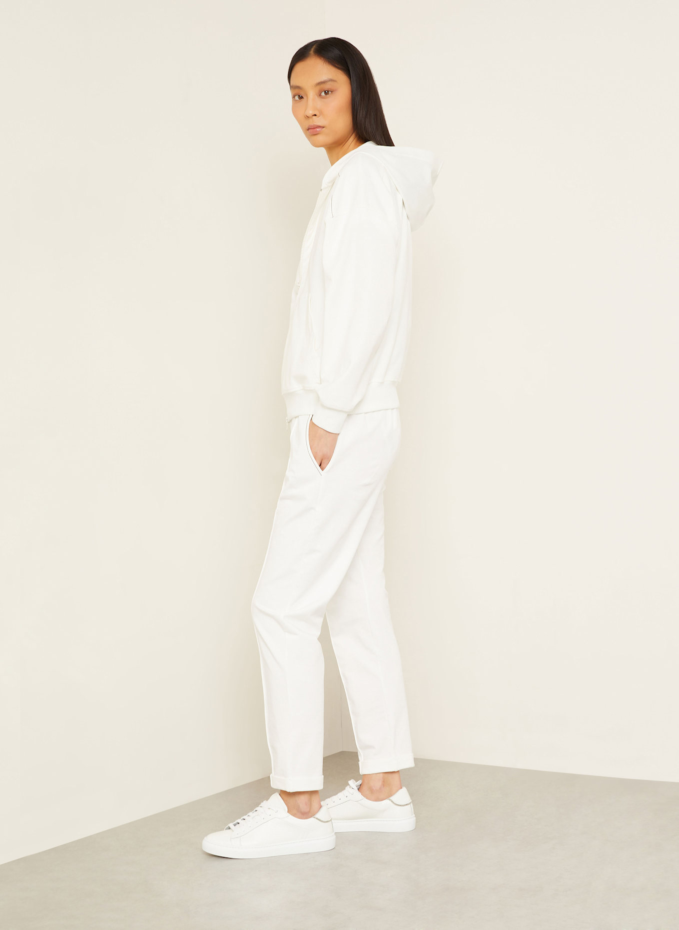 BRUNELLO CUCINELLI Mikinová bunda s ozdobnými kamínky: BÍLÁ