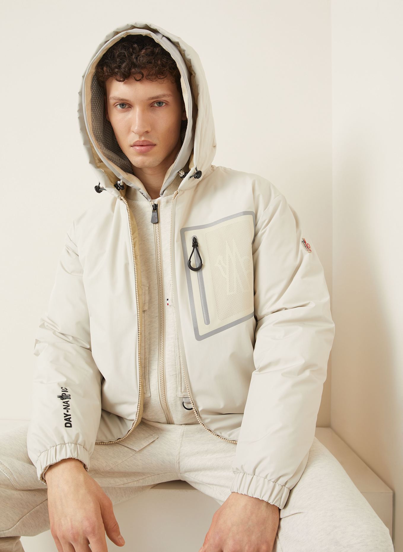 ジャケット・アウター moncler grennoble rare down jacket Cream moncler grennoble rare down jacket Cream