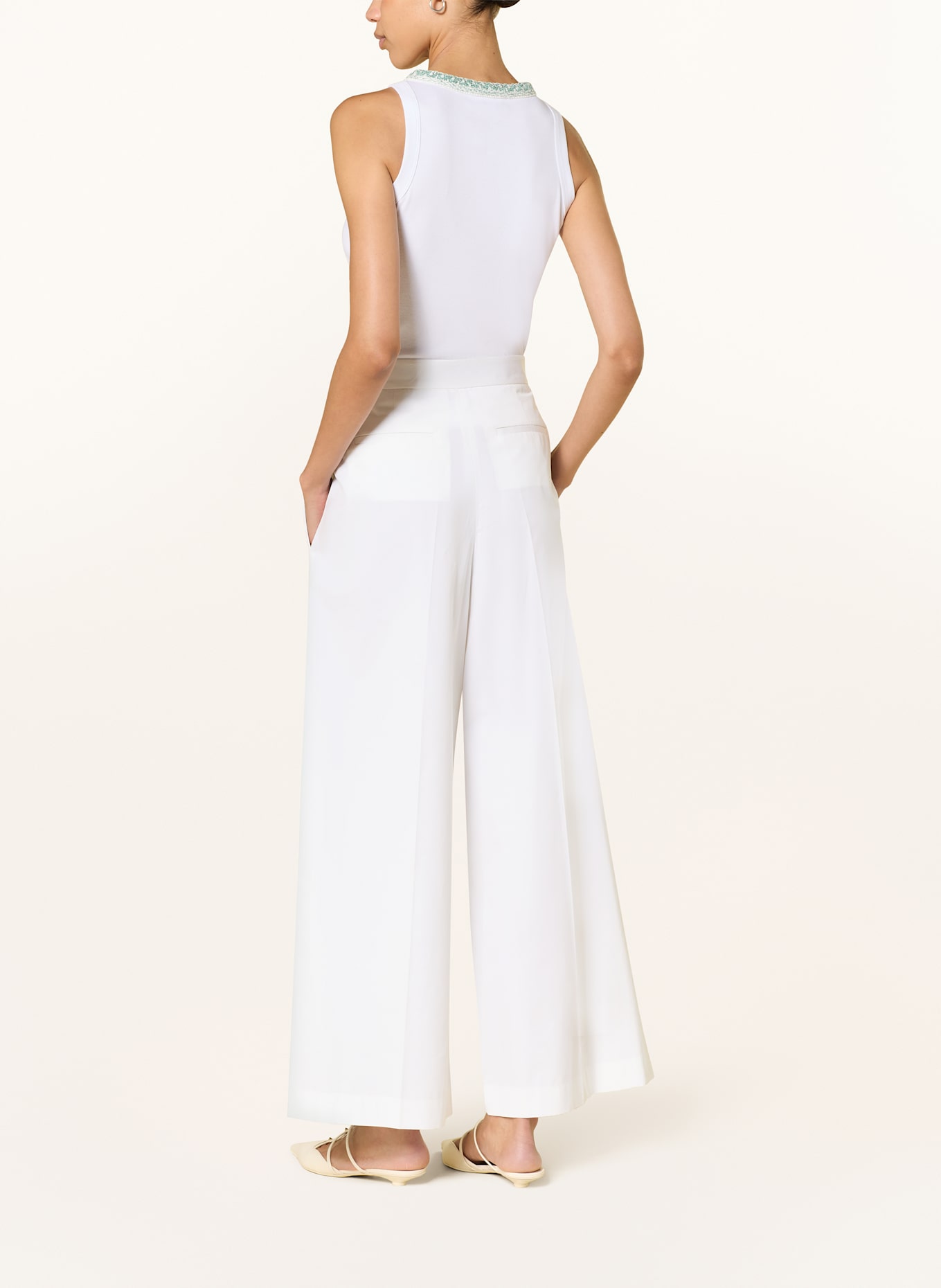 FABIANA FILIPPI Top with sequins in white/ mint