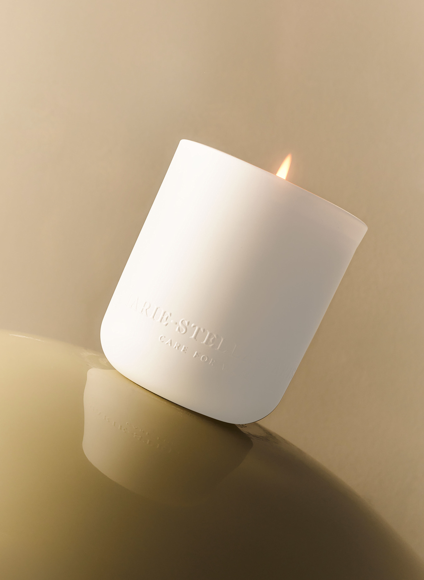 MARIE-STELLA-MARIS Duftkerze OBJETS D'AMSTERDAM: WEISS / SCHWARZ