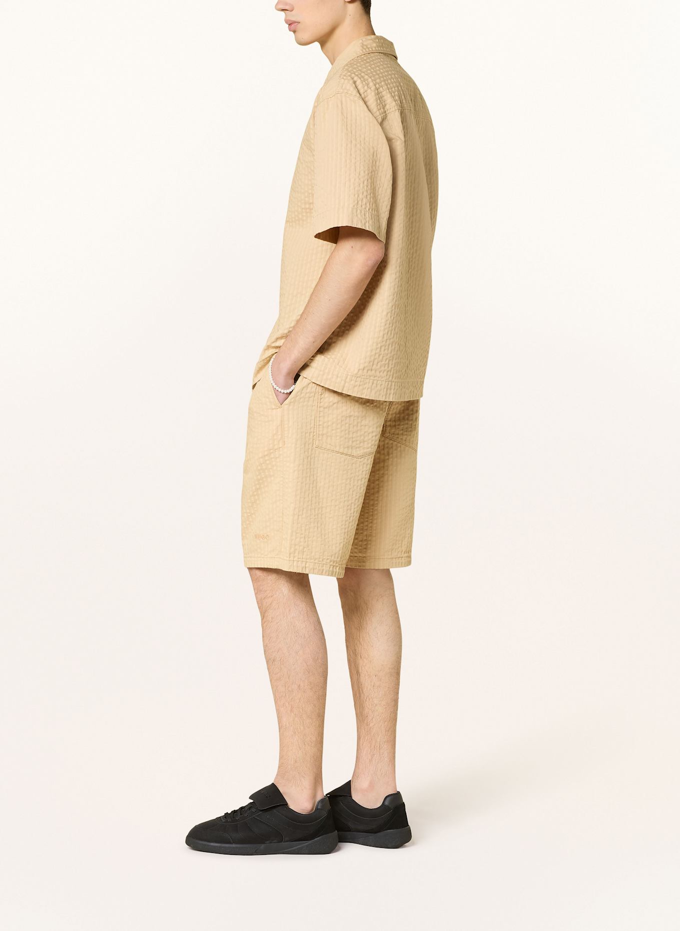 HUGO RONAN shorts: BEIGE