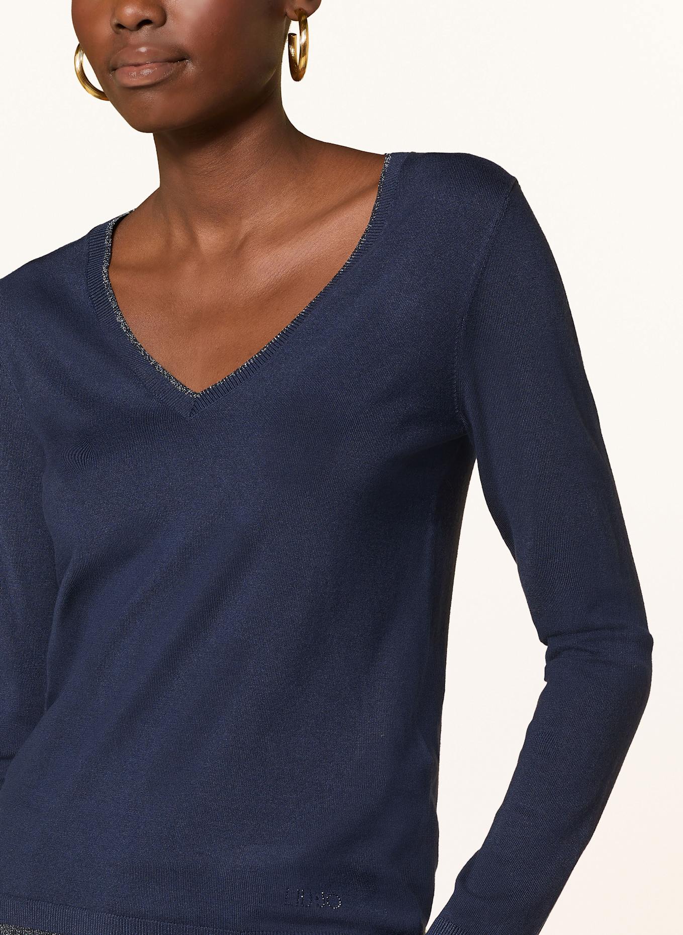 LIU JO Svetr s třpytivou přízí a ozdobnými kamínky: TMAVĚ MODRÁ