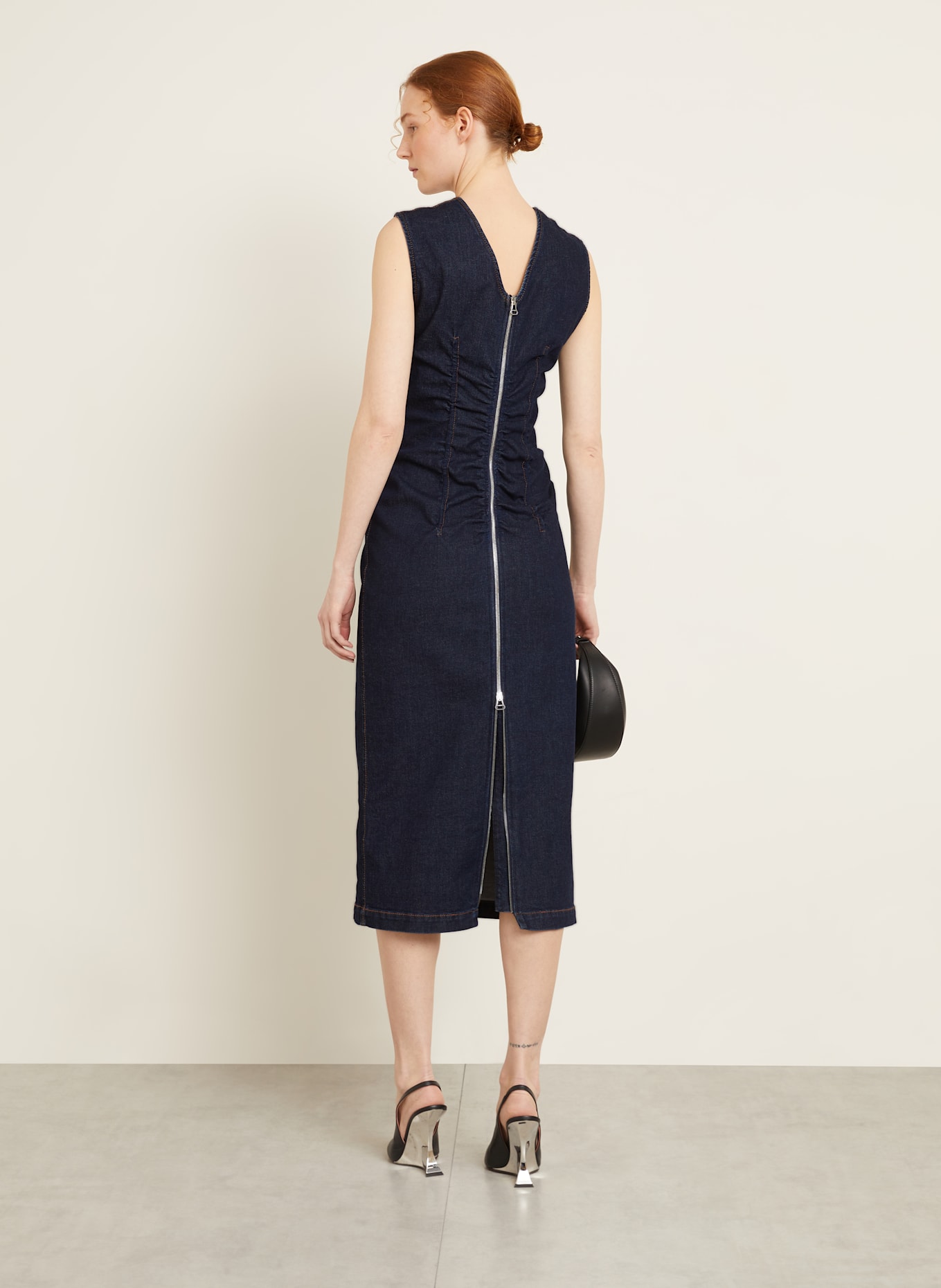 送料関税込■SPORTMAX■Votoコットンブレンドデニムミディドレス SPORTMAX VOTO denim dress in 001 midnightblue