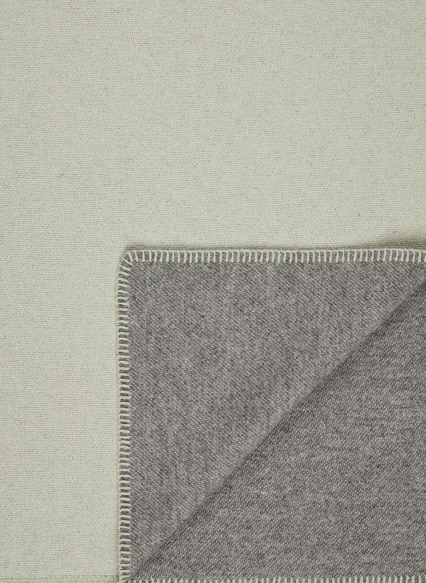 ESKIMO Narzuta na łóżko COTOLA: JASNOZIELONY / SZARY