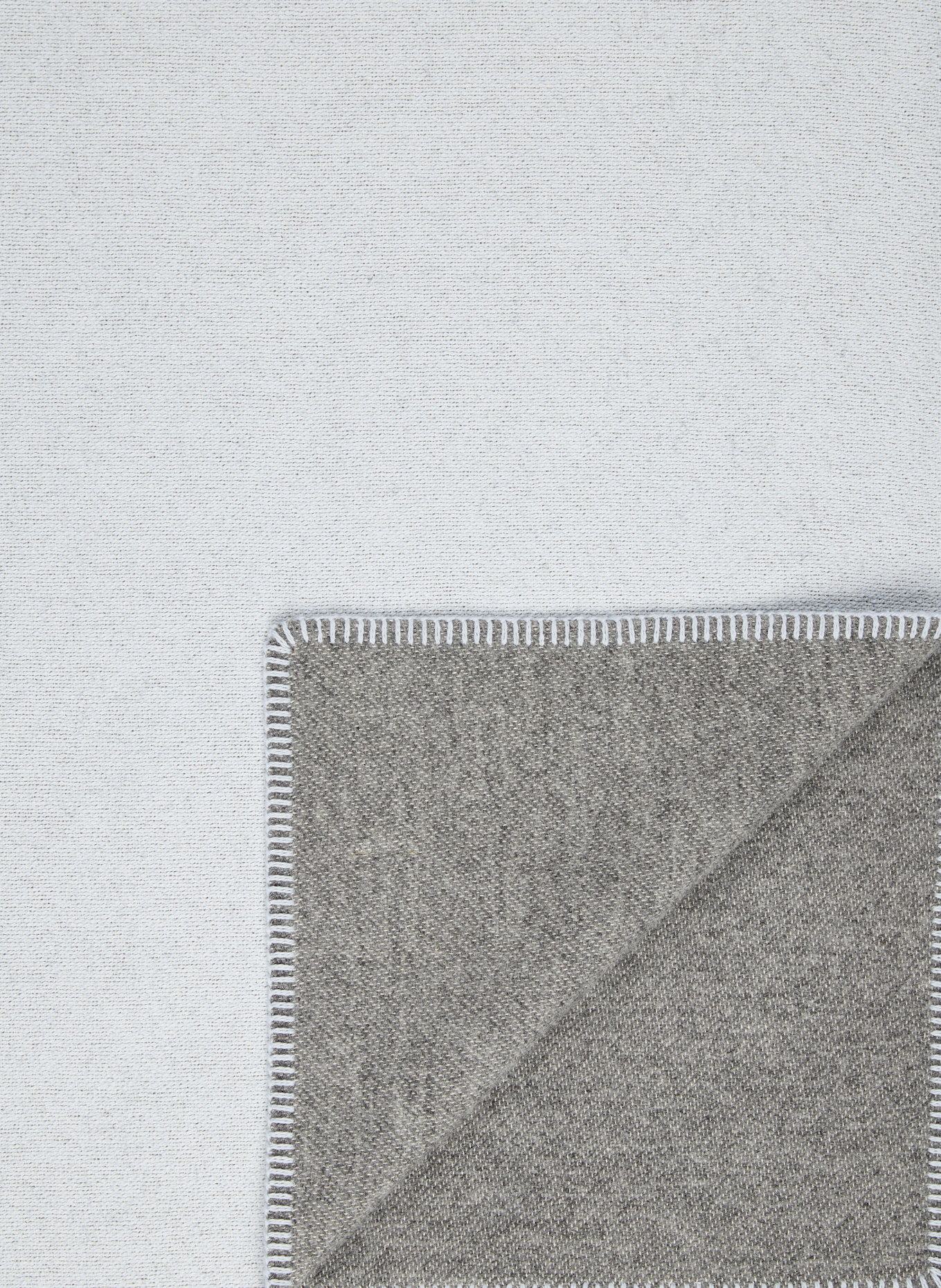 ESKIMO Narzuta na łóżko COTOLA: JASNONIEBIESKI / SZARY