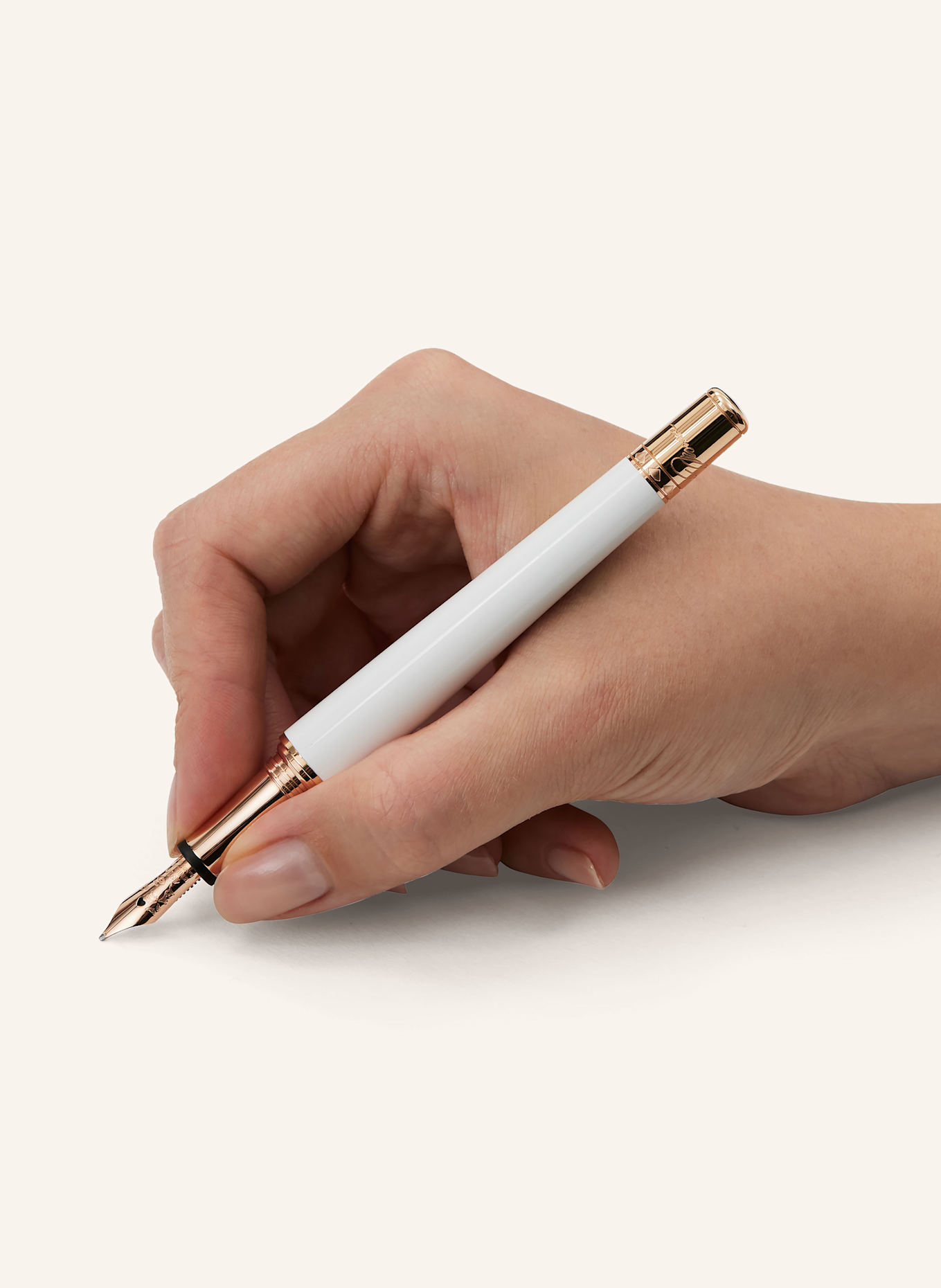 MONTBLANC Füllfederhalter MUSES MARILYN MONROE SPECIAL EDITION PEARL: WEISS / GOLD