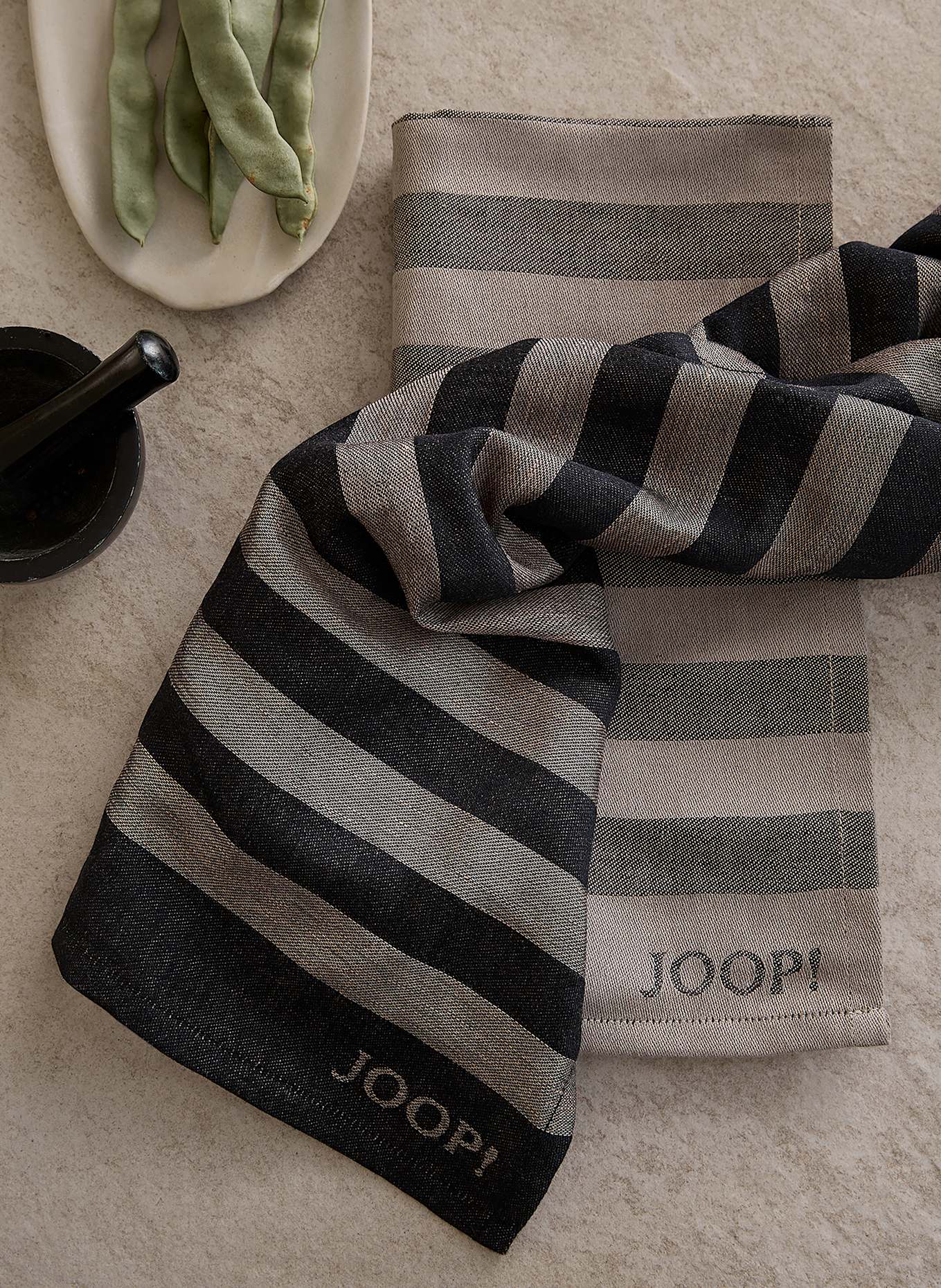 JOOP! Geschirrtuch mit Leinen: SCHWARZ / ROSÉ