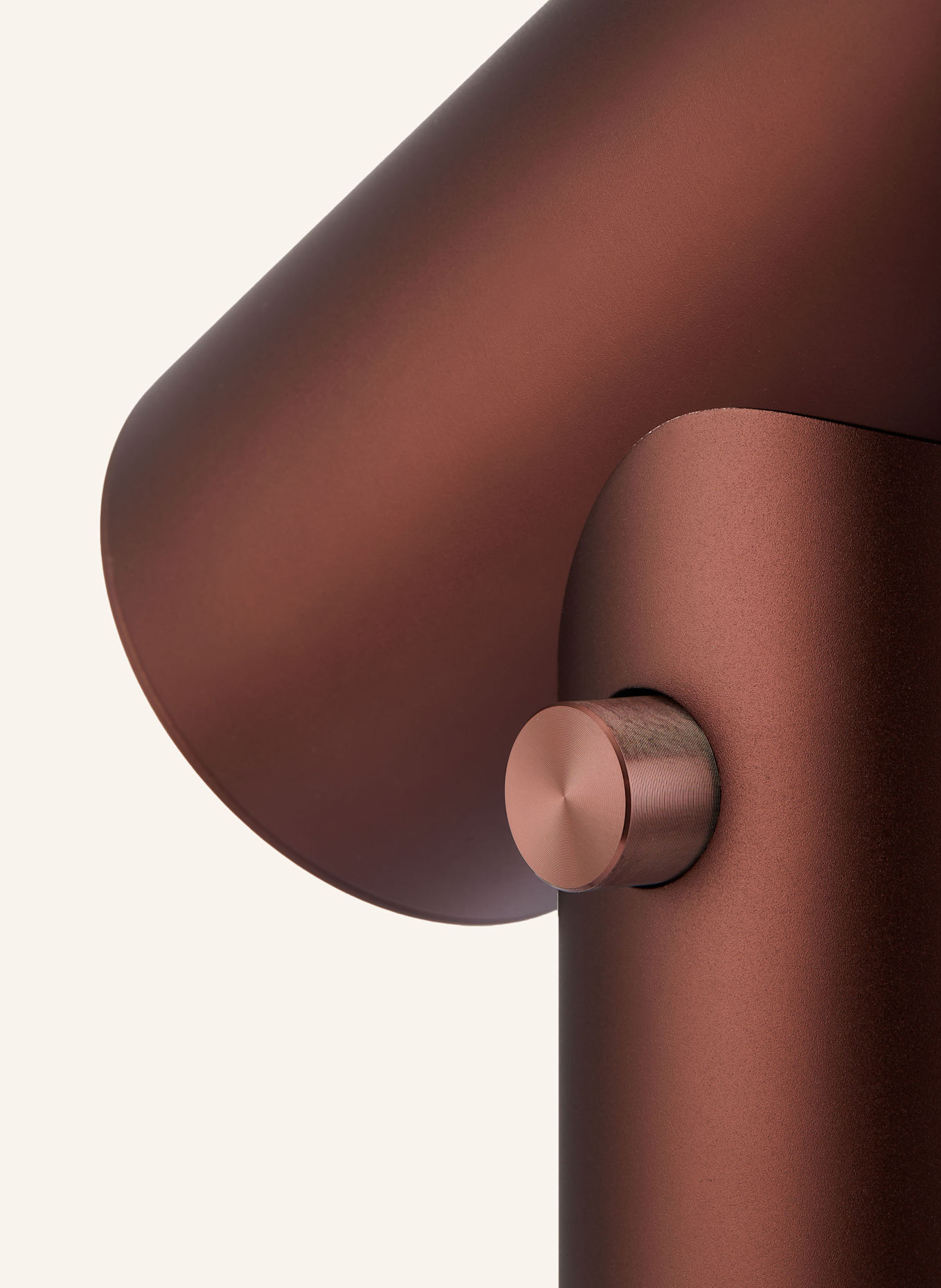 MUUTO Tischleuchte BEAM: BRAUN