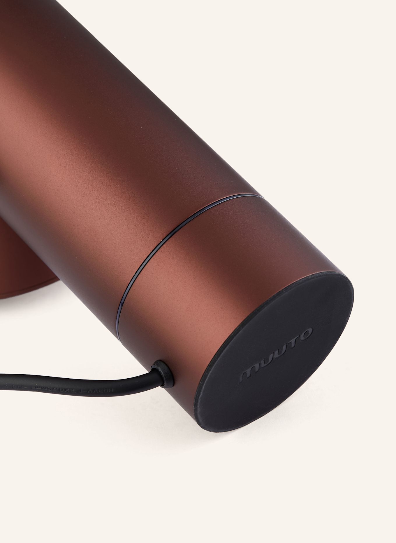 MUUTO Tischleuchte BEAM: BRAUN