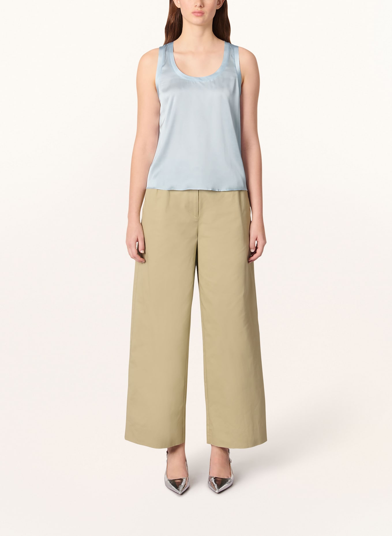 maje Seidentop: HELLBLAU