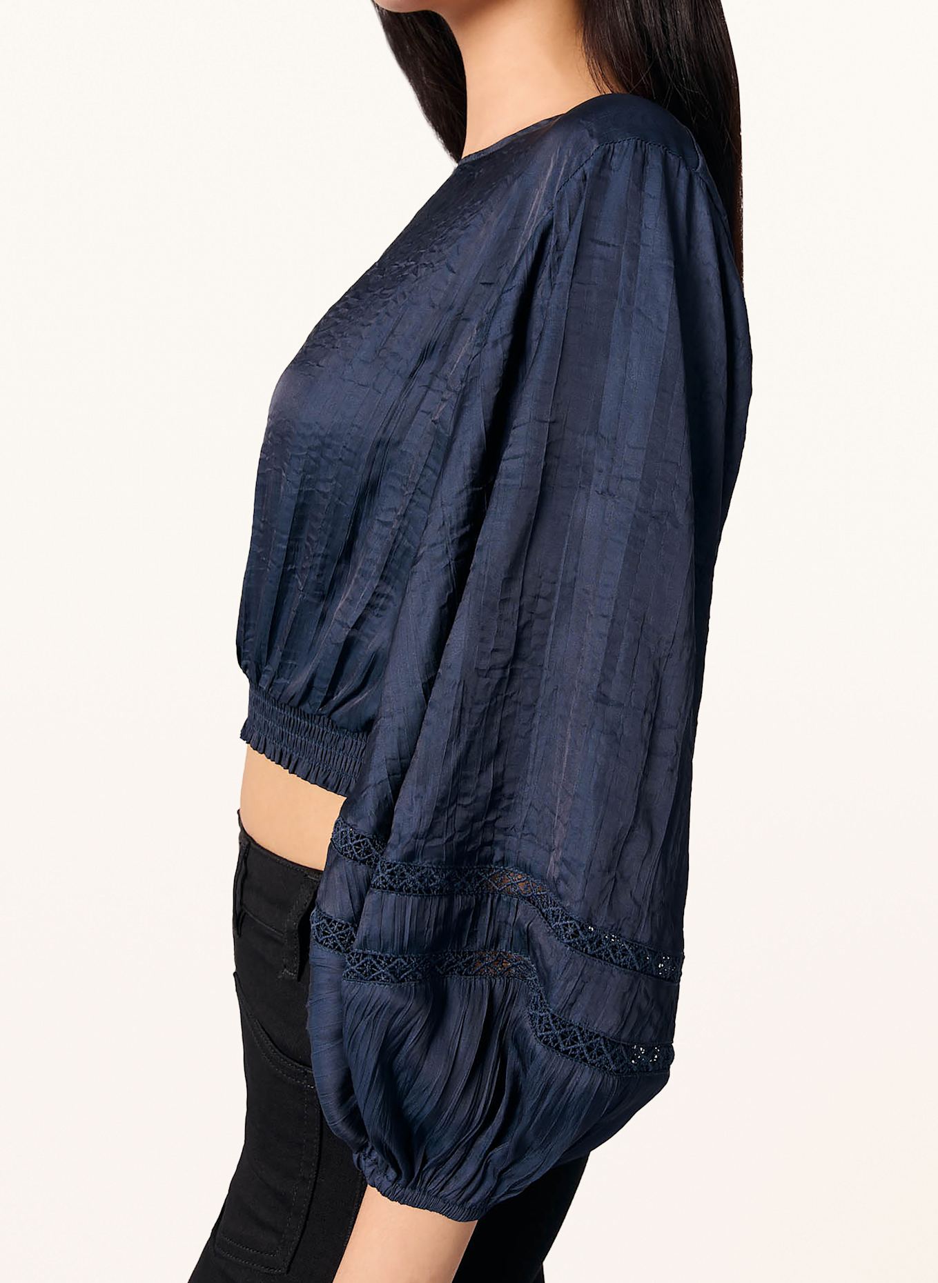 maje Cropped-Blusenshirt mit 3/4-Arm und Cut-out: DUNKELBLAU