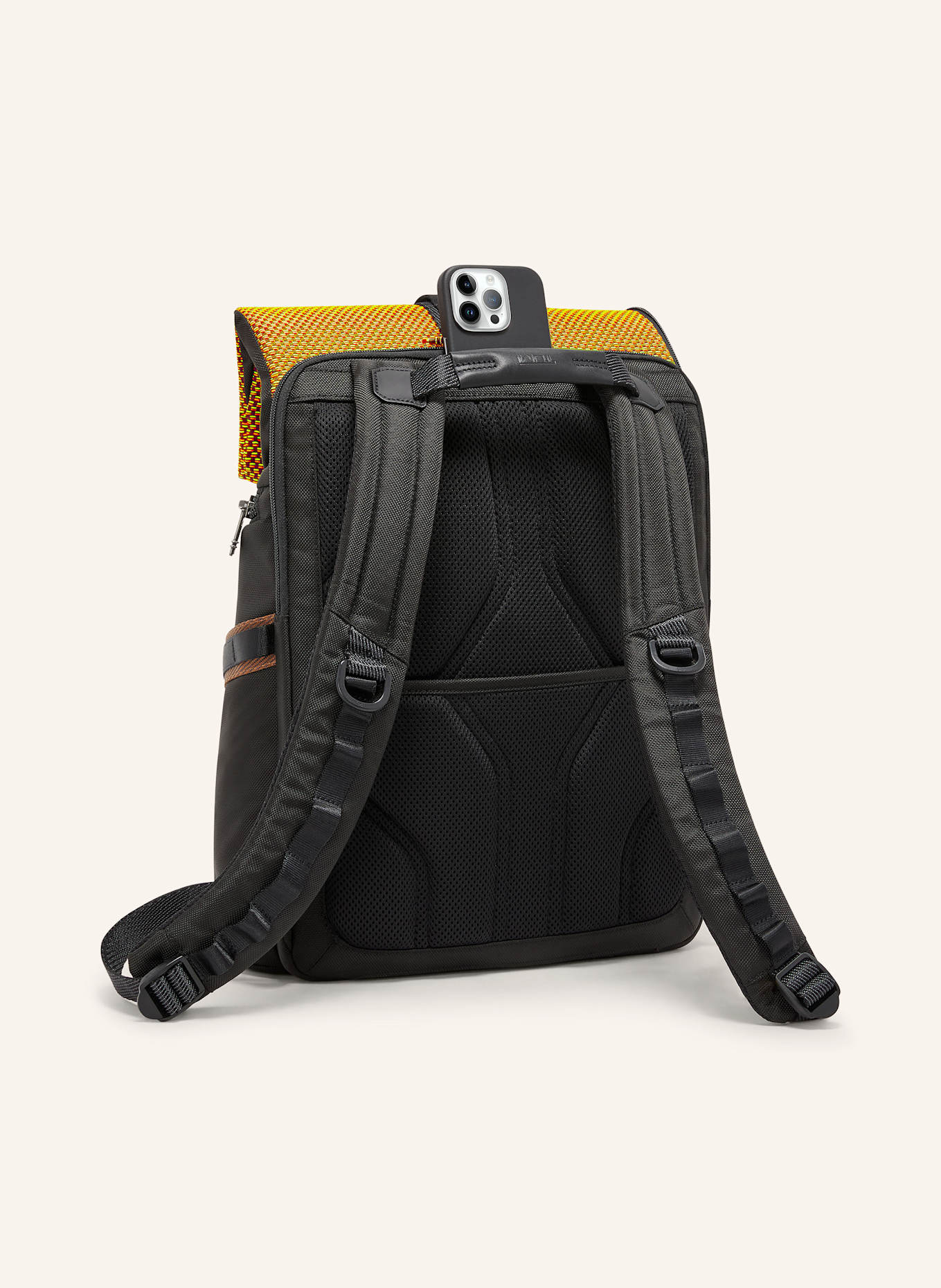 TUMI Batoh ALPHA BRAVO LOGISTICS s přihrádkou na laptop: ČERNÁ / ČERVENÁ