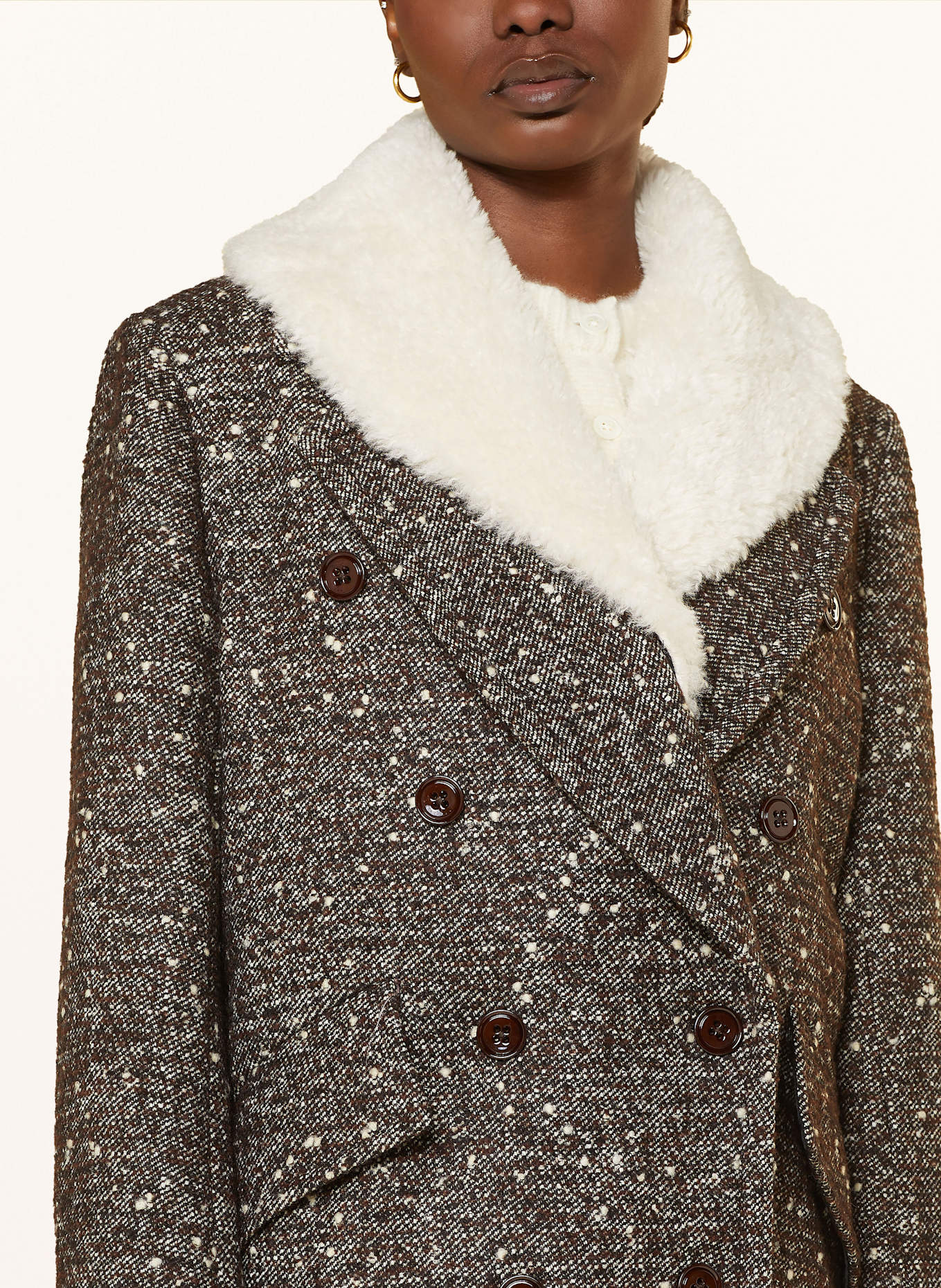 DOROTHEE SCHUMACHER Mantel COZY ATTRACTION mit abnehmbarem Kragen: WEISS / BRAUN / GRAU