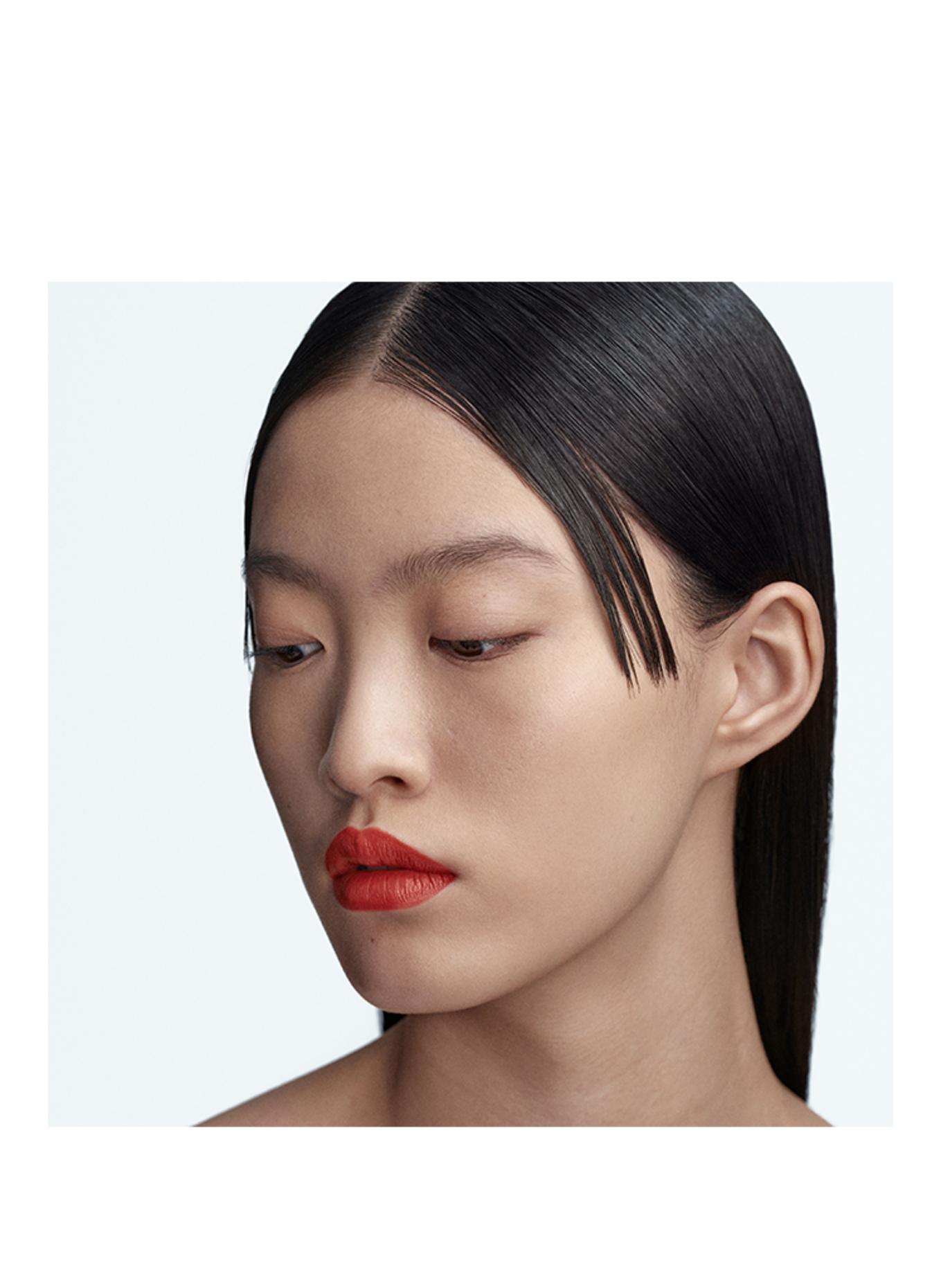 BYREDO MATOWA POMADKA DO UST: 205 ENSOULED