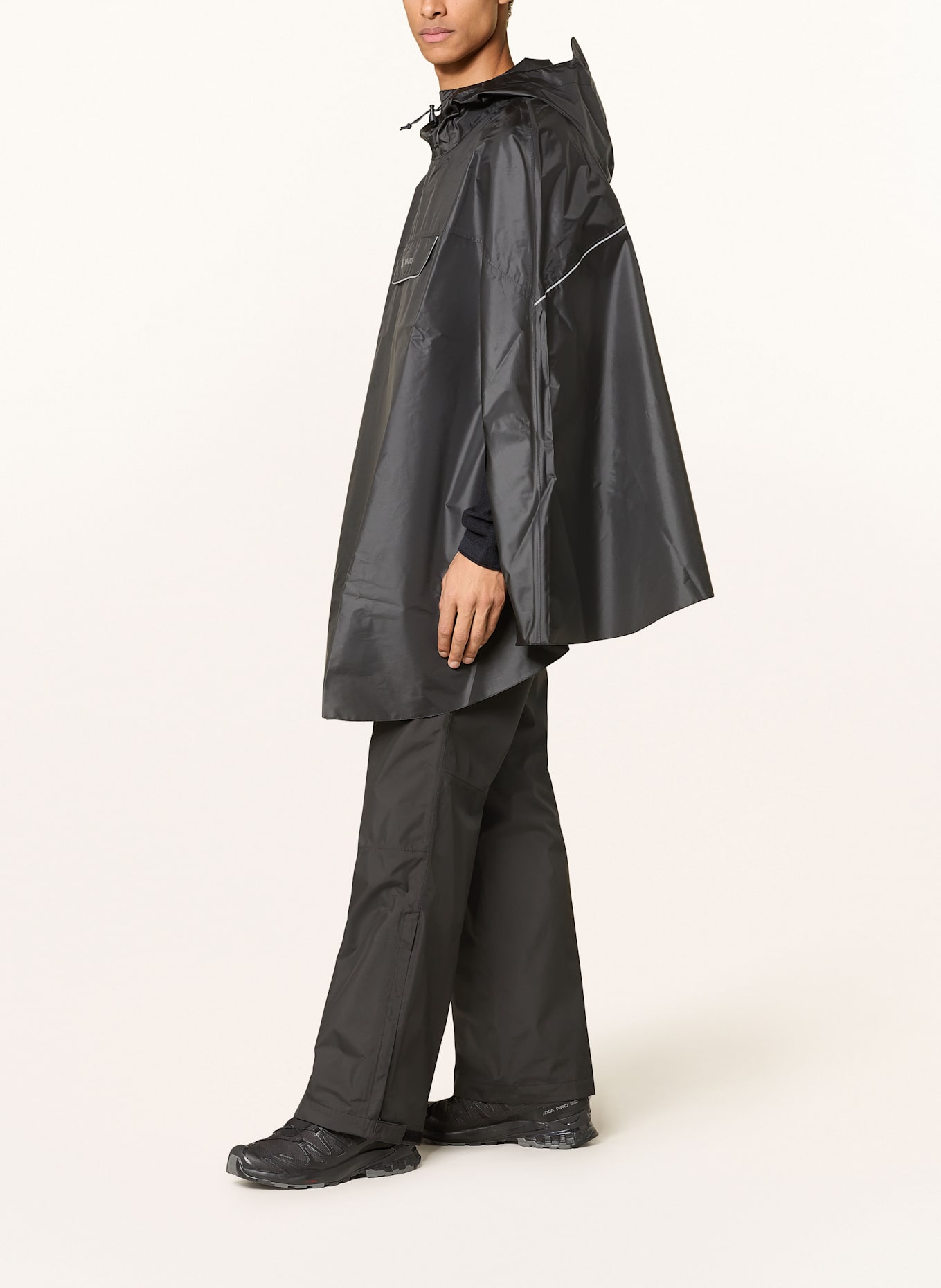 VAUDE Regenponcho VALDIPINO: SCHWARZ