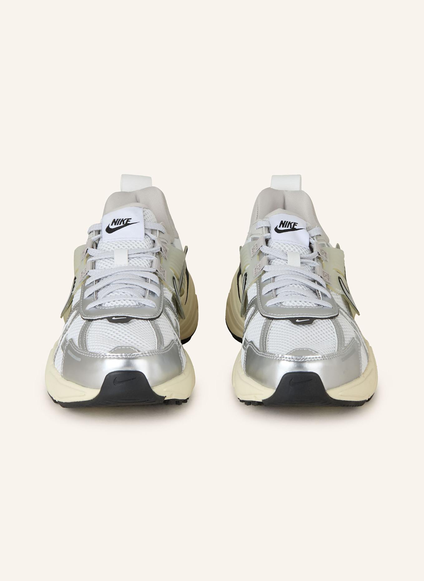 Nike Sneakers V2K RUN: WHITE/ SILVER