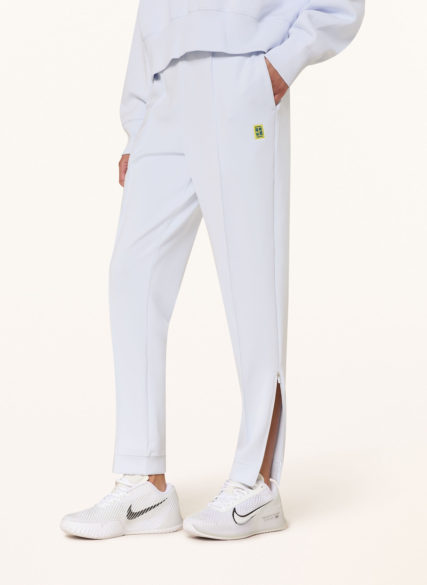 Nike Spodnie tenisowe COURT HERITAGE: JASNONIEBIESKI