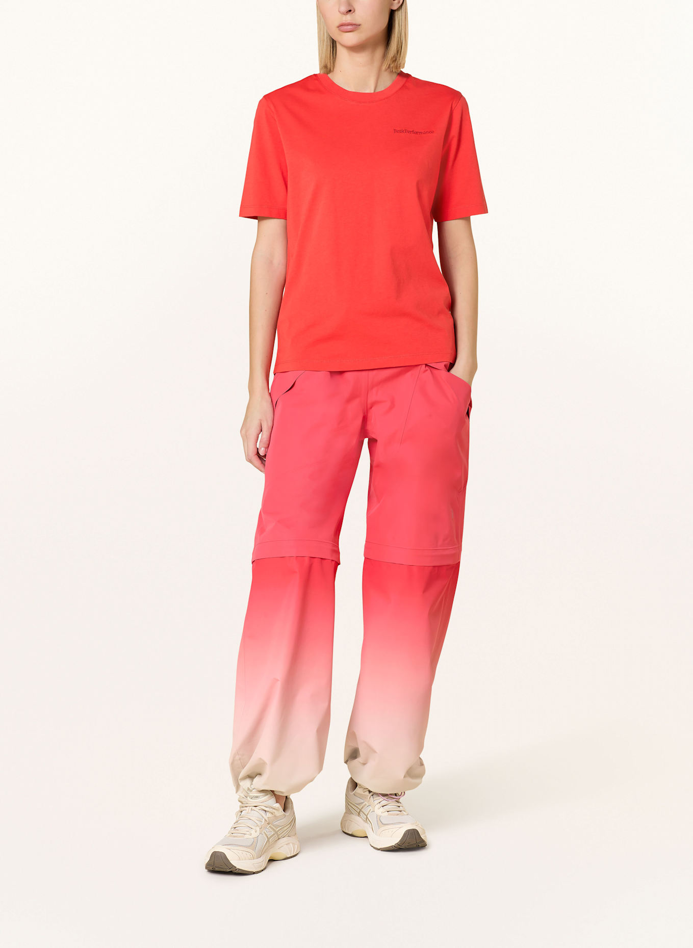 Peak Performance T-Shirt ORIGINAL SMALL LOGO: ORANGE