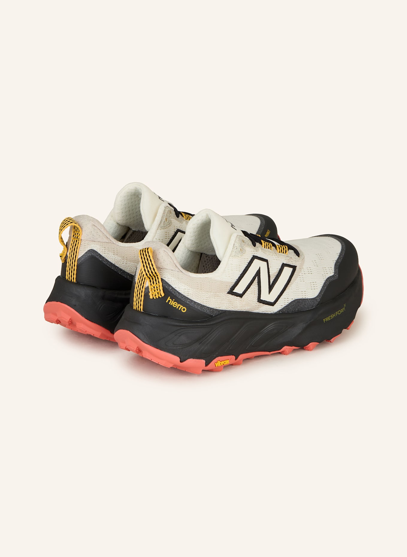 new balance Trail running shoes FRESH FOAM X HIERRO V9: ECRU / BLACK / BEIGE