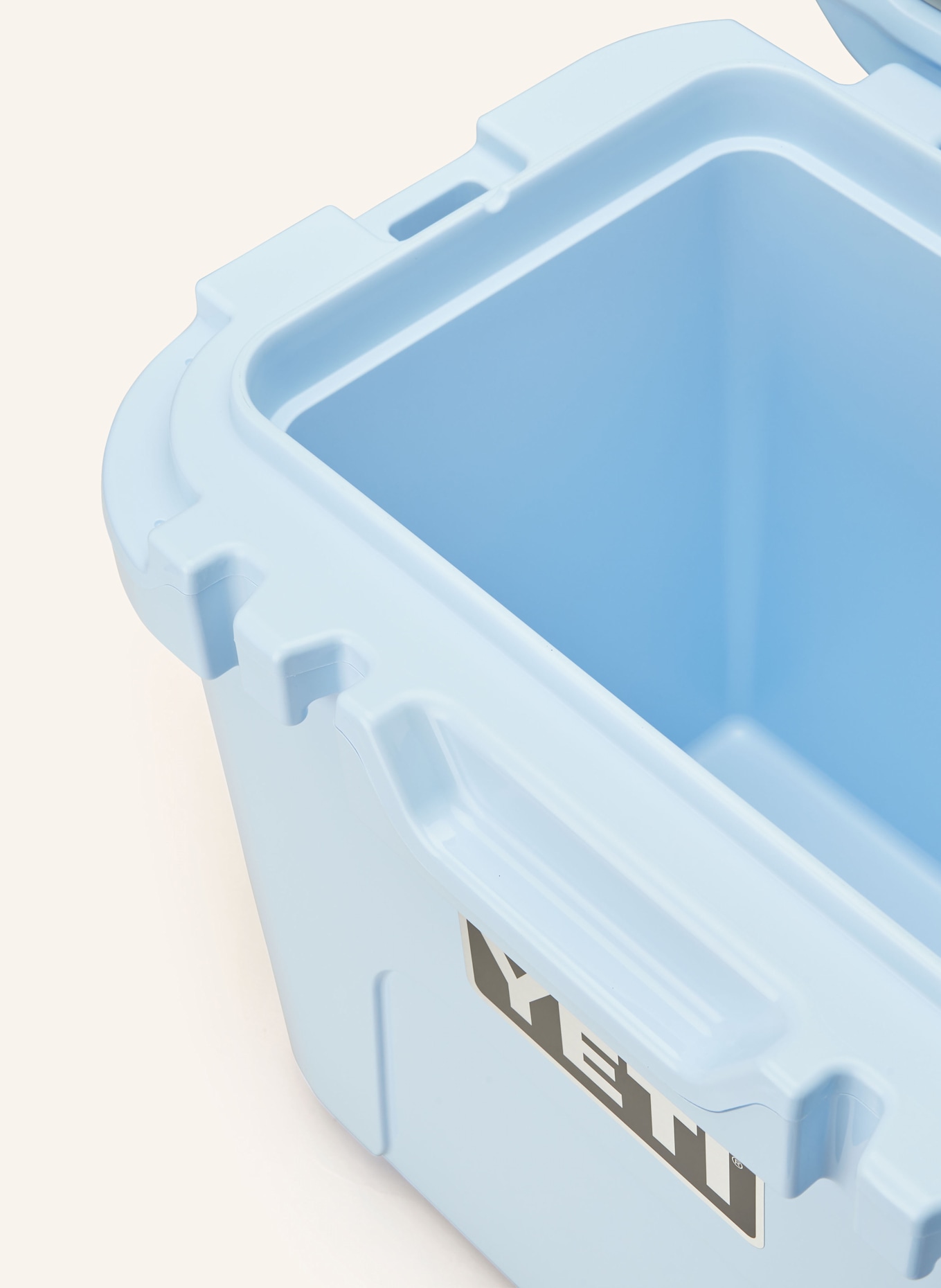 YETI ROADIE® 15 cooler: LIGHT BLUE