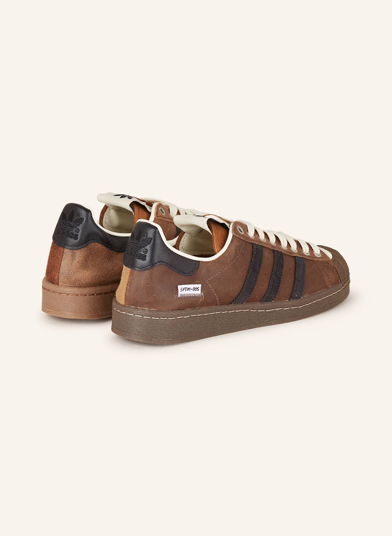 adidas Originals Sneaker SUPERSTAR SFTM: DUNKELBRAUN/ SCHWARZ